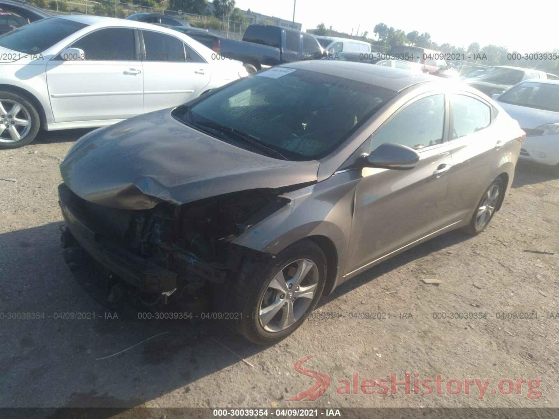 5NPDH4AE4GH797636 2016 HYUNDAI ELANTRA