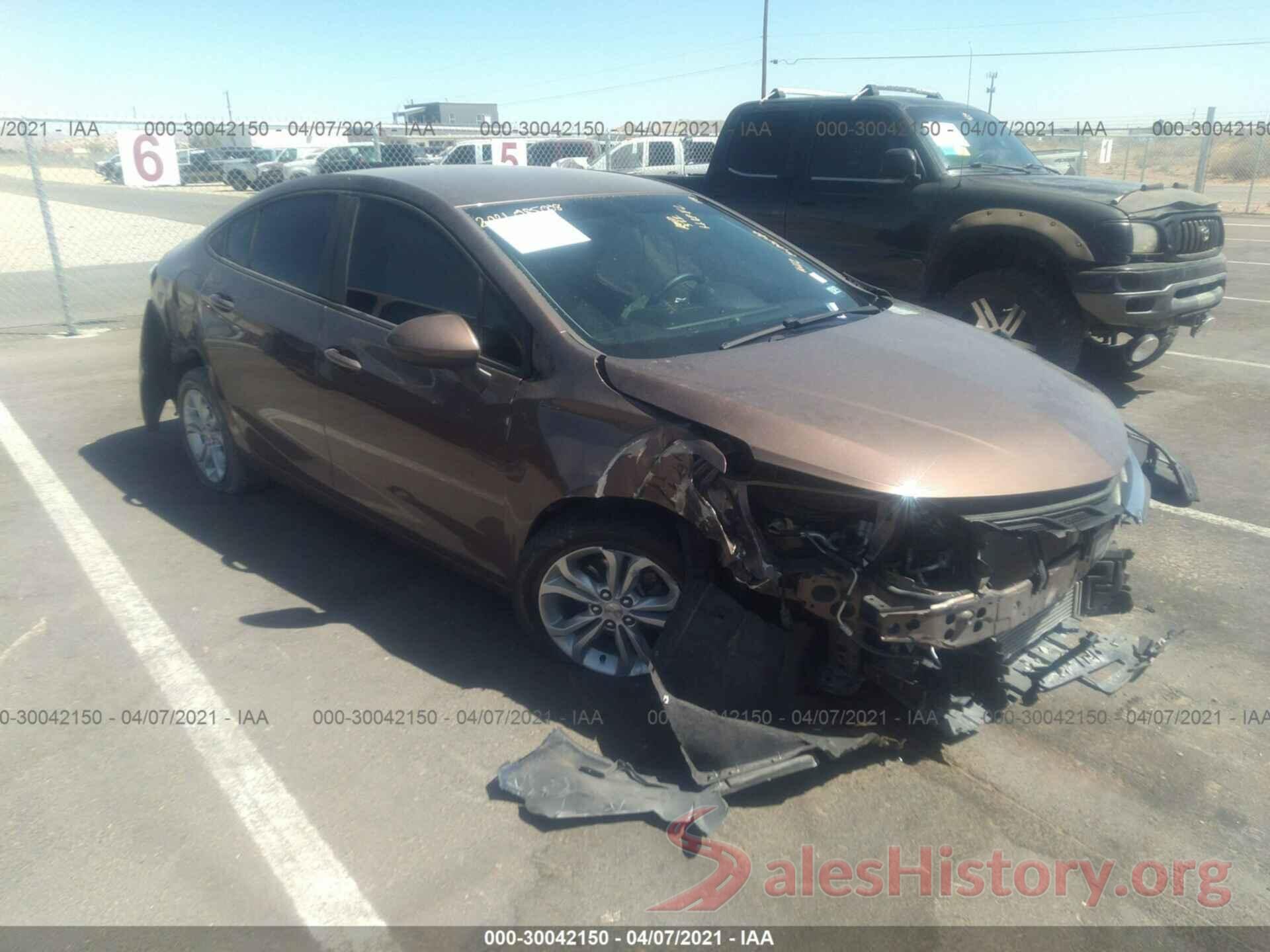 1G1BC5SM2K7126960 2019 CHEVROLET CRUZE