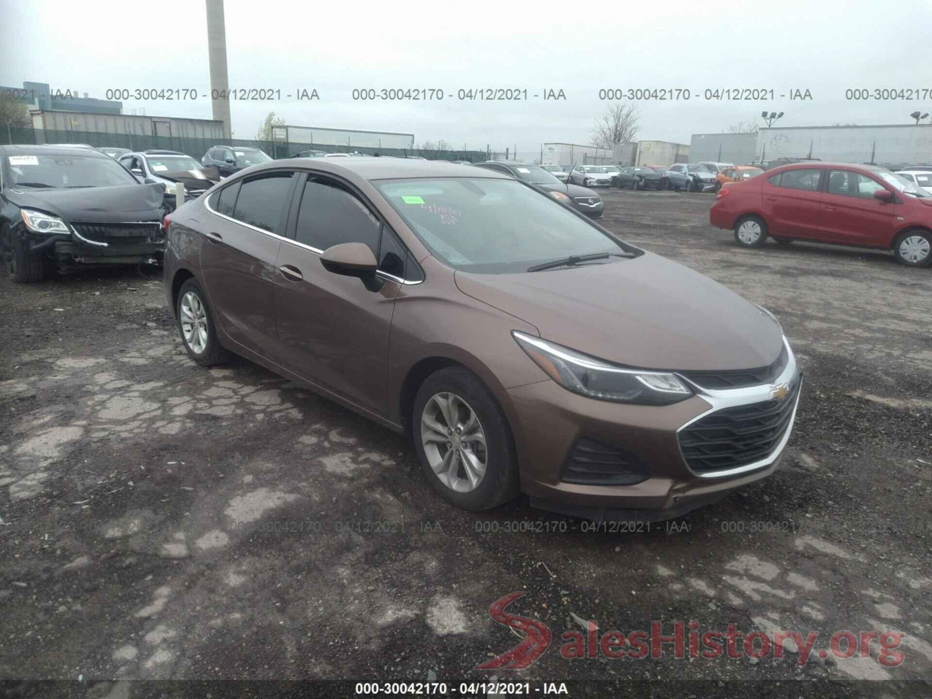 1G1BE5SM3K7134639 2019 CHEVROLET CRUZE