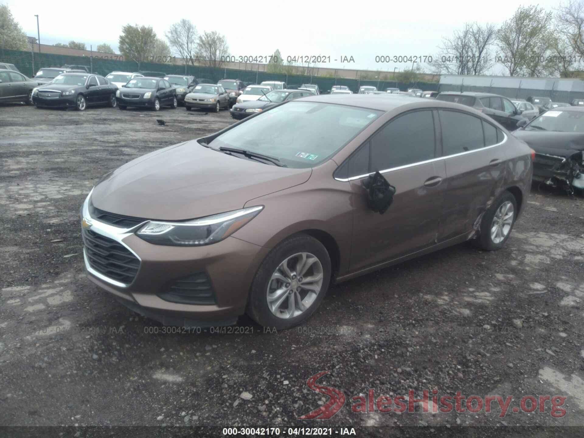 1G1BE5SM3K7134639 2019 CHEVROLET CRUZE