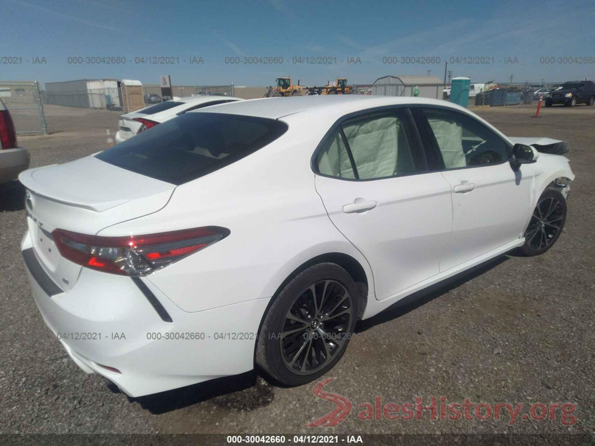 JTNB11HK0J3039474 2018 TOYOTA CAMRY