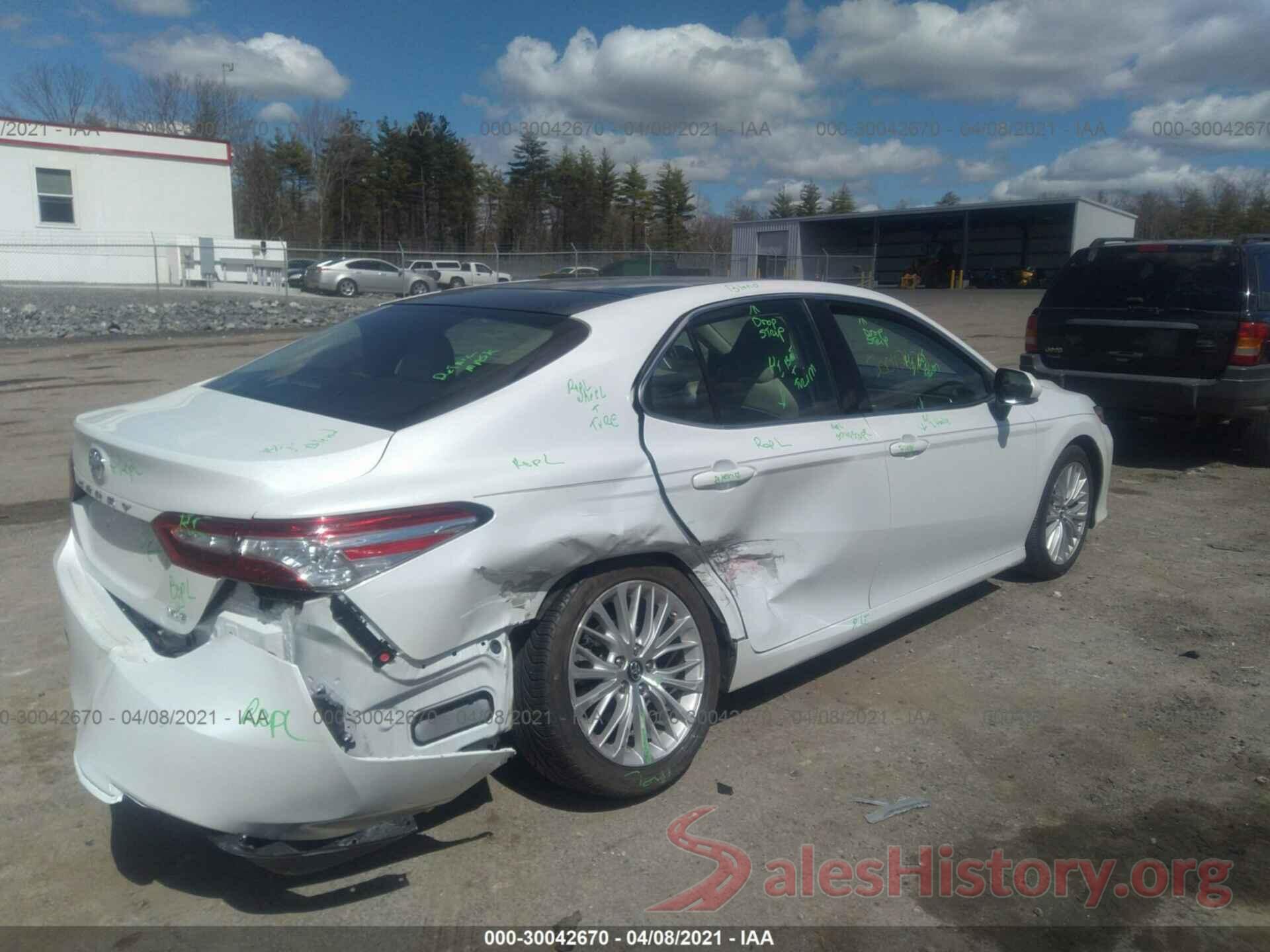 4T1B11HK4JU080927 2018 TOYOTA CAMRY