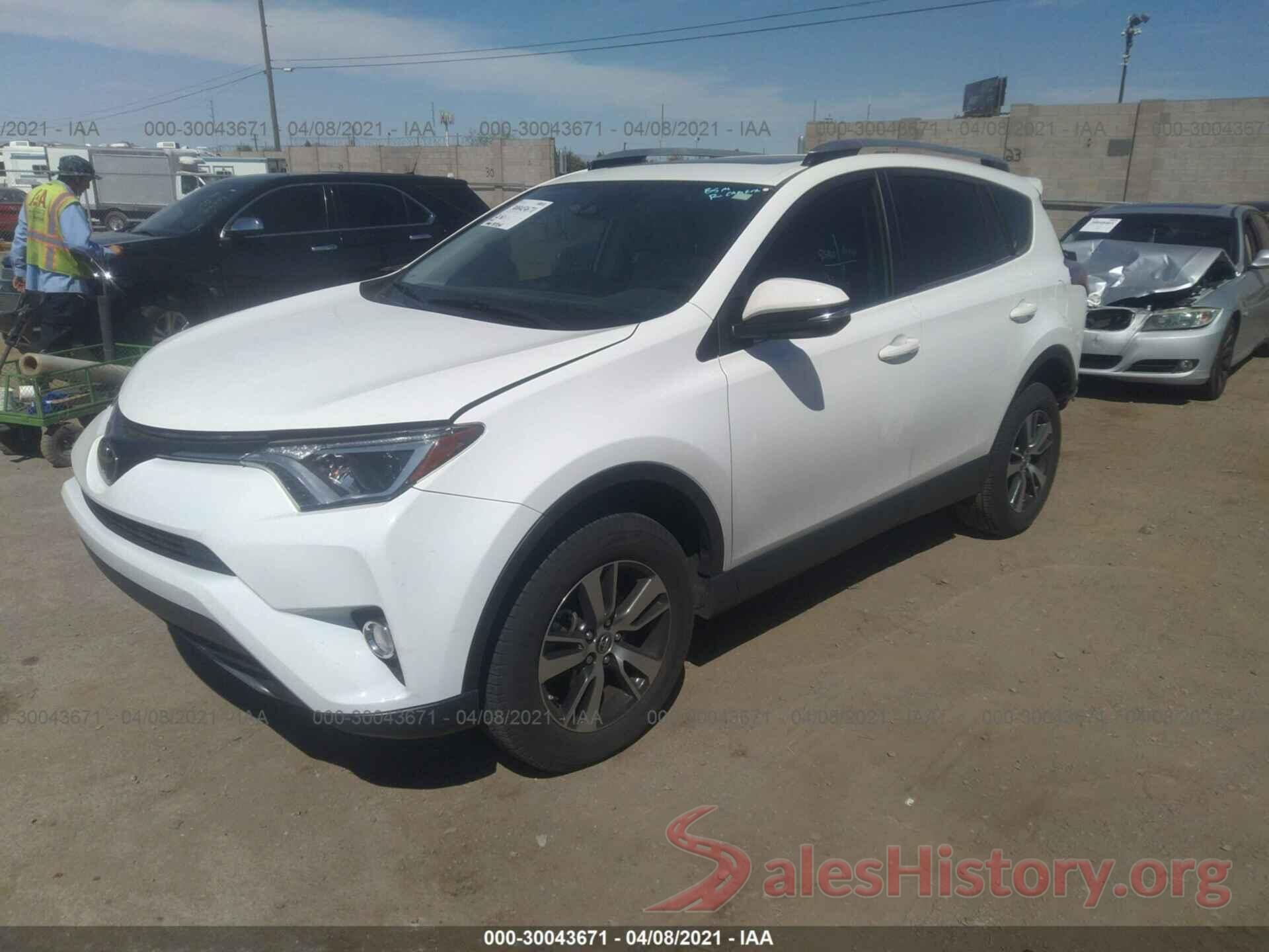 JTMWFREV0JD123910 2018 TOYOTA RAV4