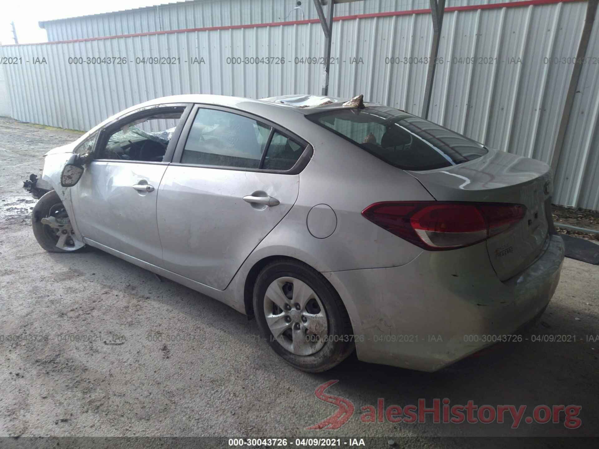 3KPFK4A73JE195933 2018 KIA FORTE