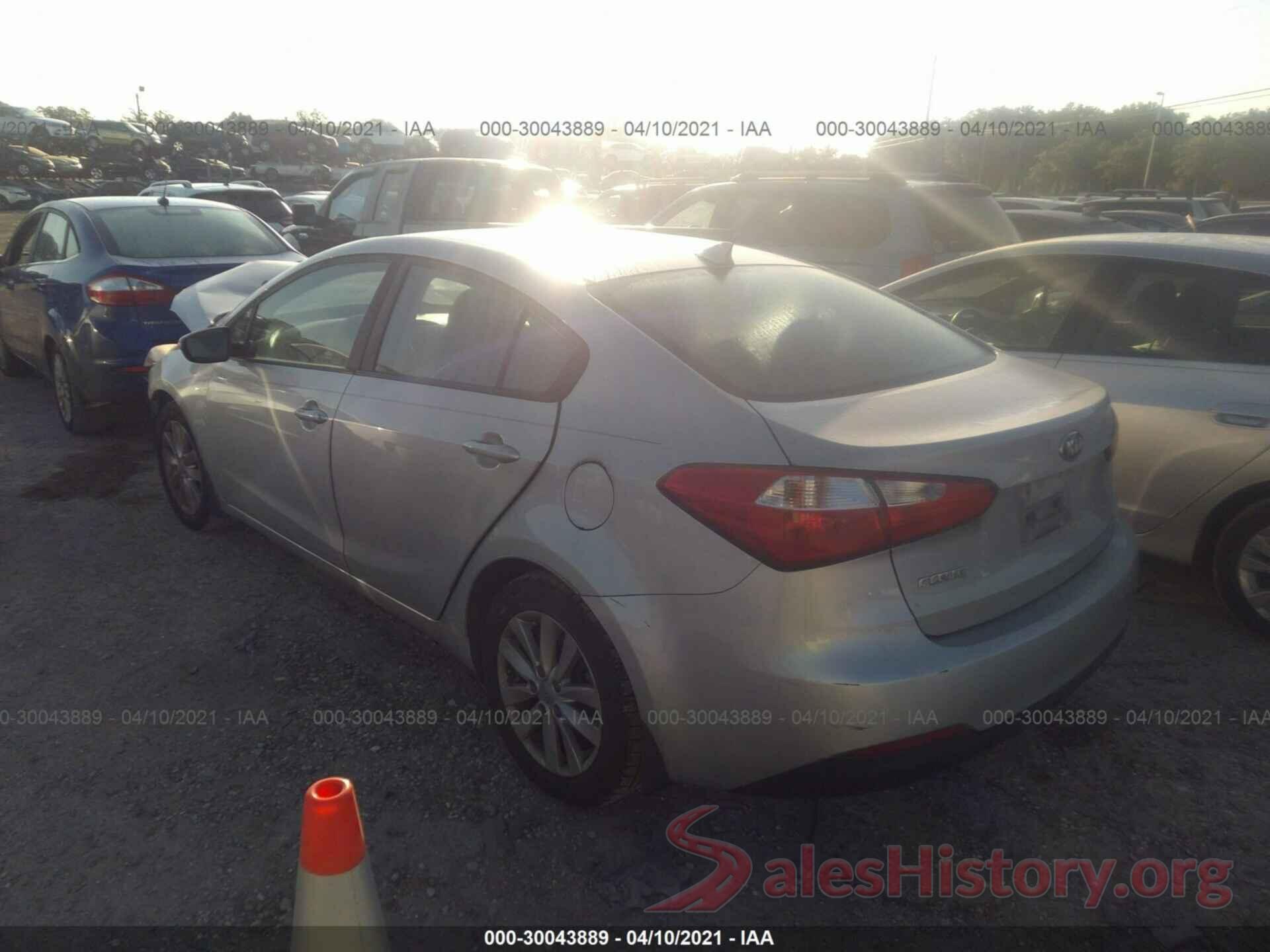 KNAFX4A62G5582208 2016 KIA FORTE