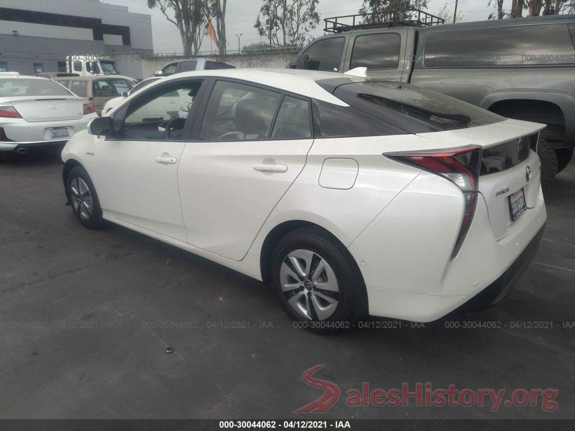 JTDKBRFU3J3065801 2018 TOYOTA PRIUS