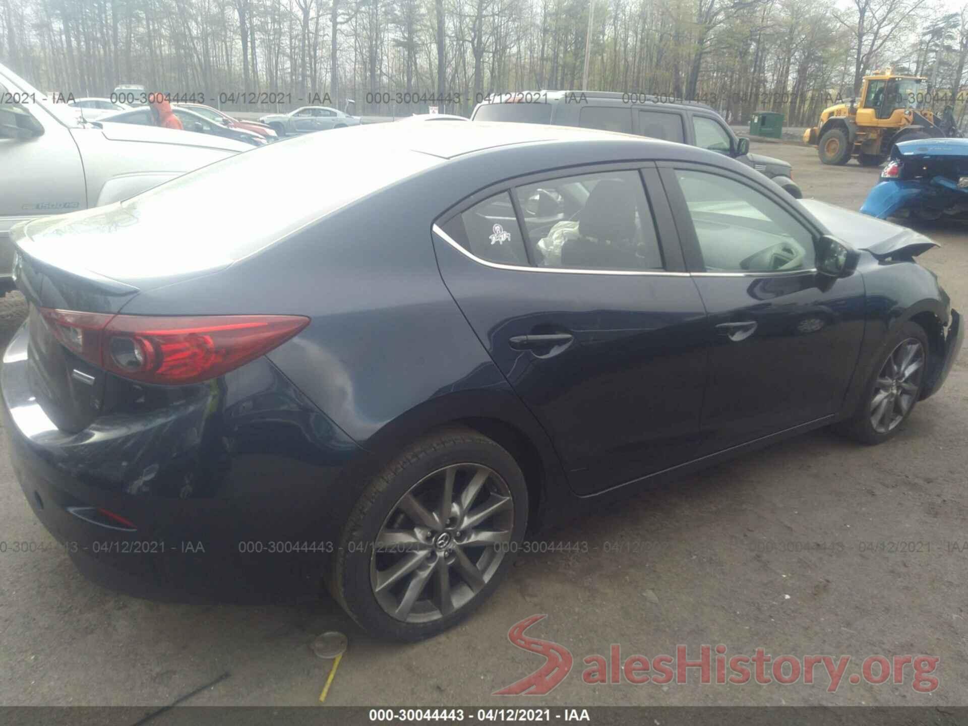 3MZBN1V35JM249442 2018 MAZDA MAZDA3 4-DOOR