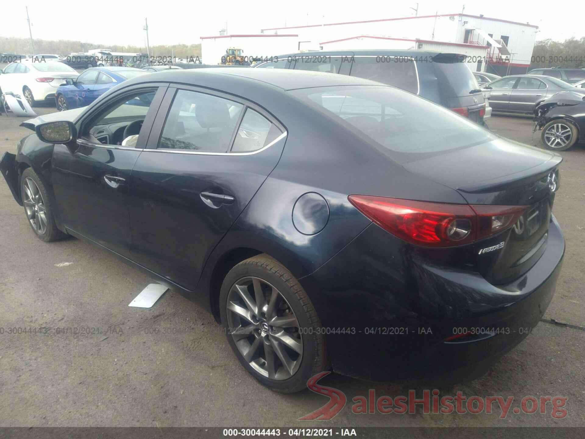 3MZBN1V35JM249442 2018 MAZDA MAZDA3 4-DOOR