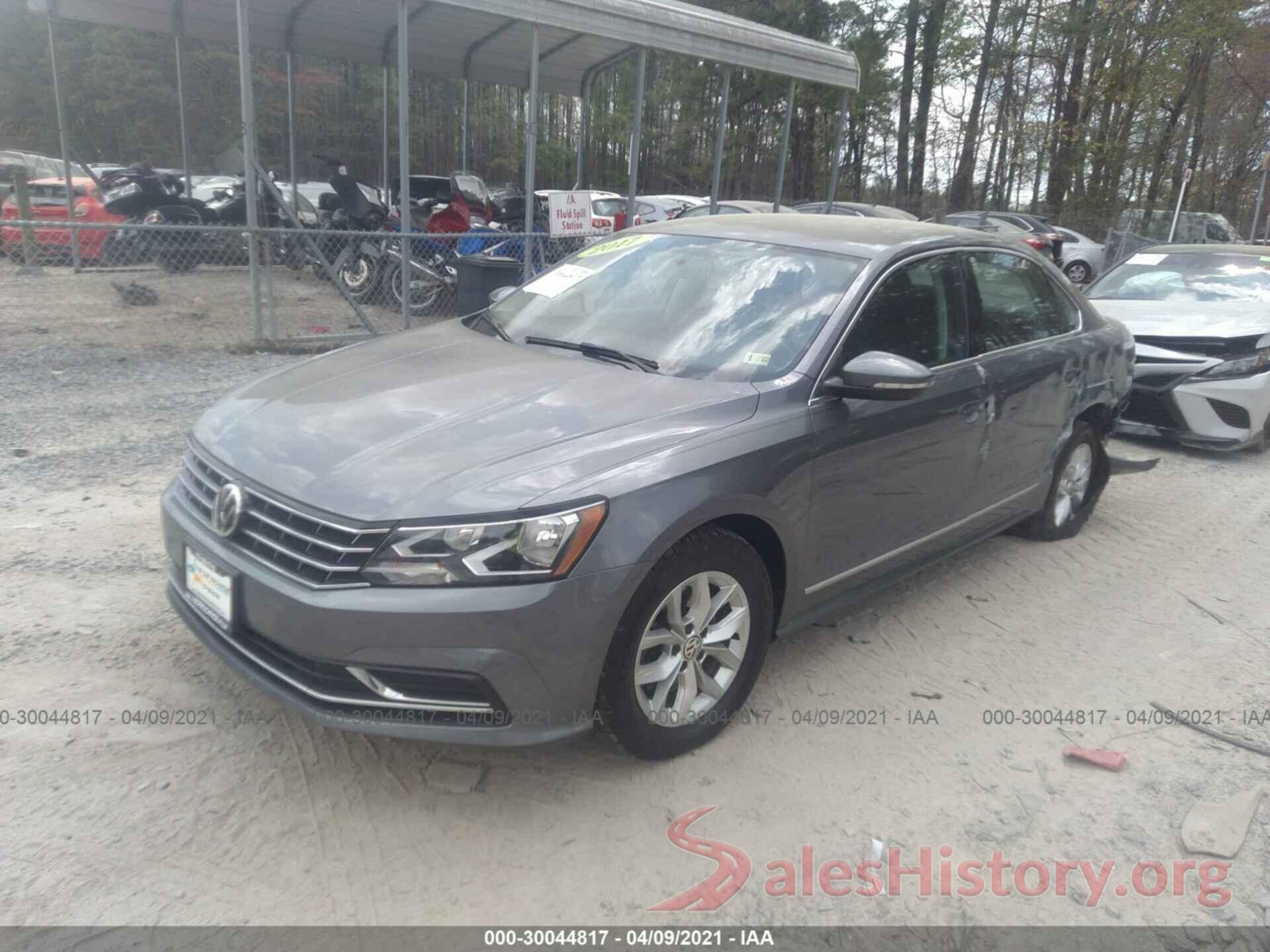 1VWAT7A38HC058538 2017 VOLKSWAGEN PASSAT