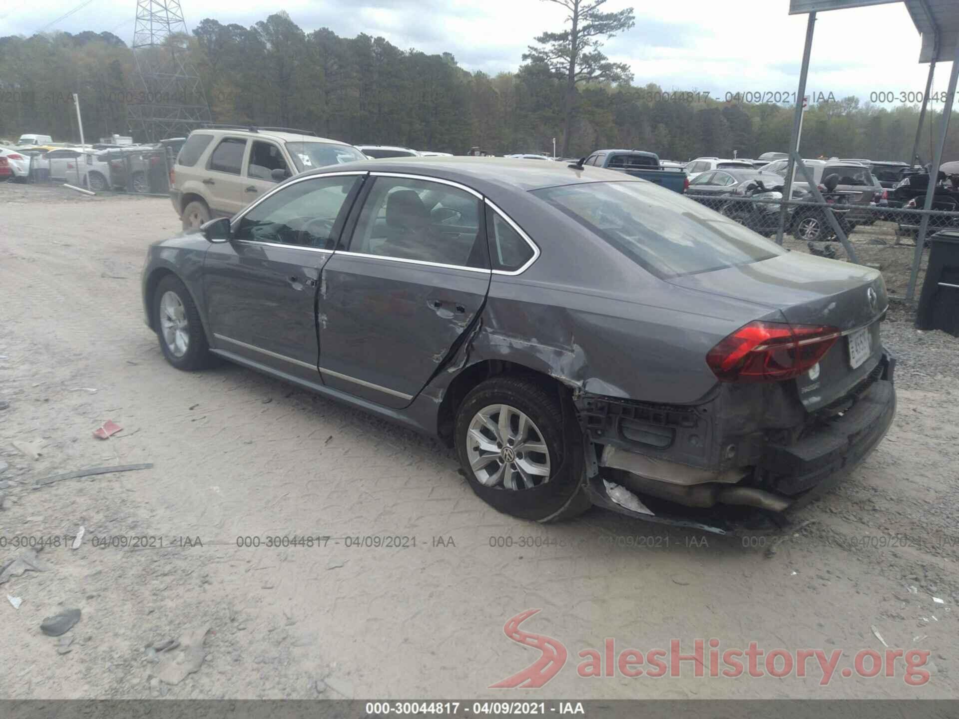 1VWAT7A38HC058538 2017 VOLKSWAGEN PASSAT