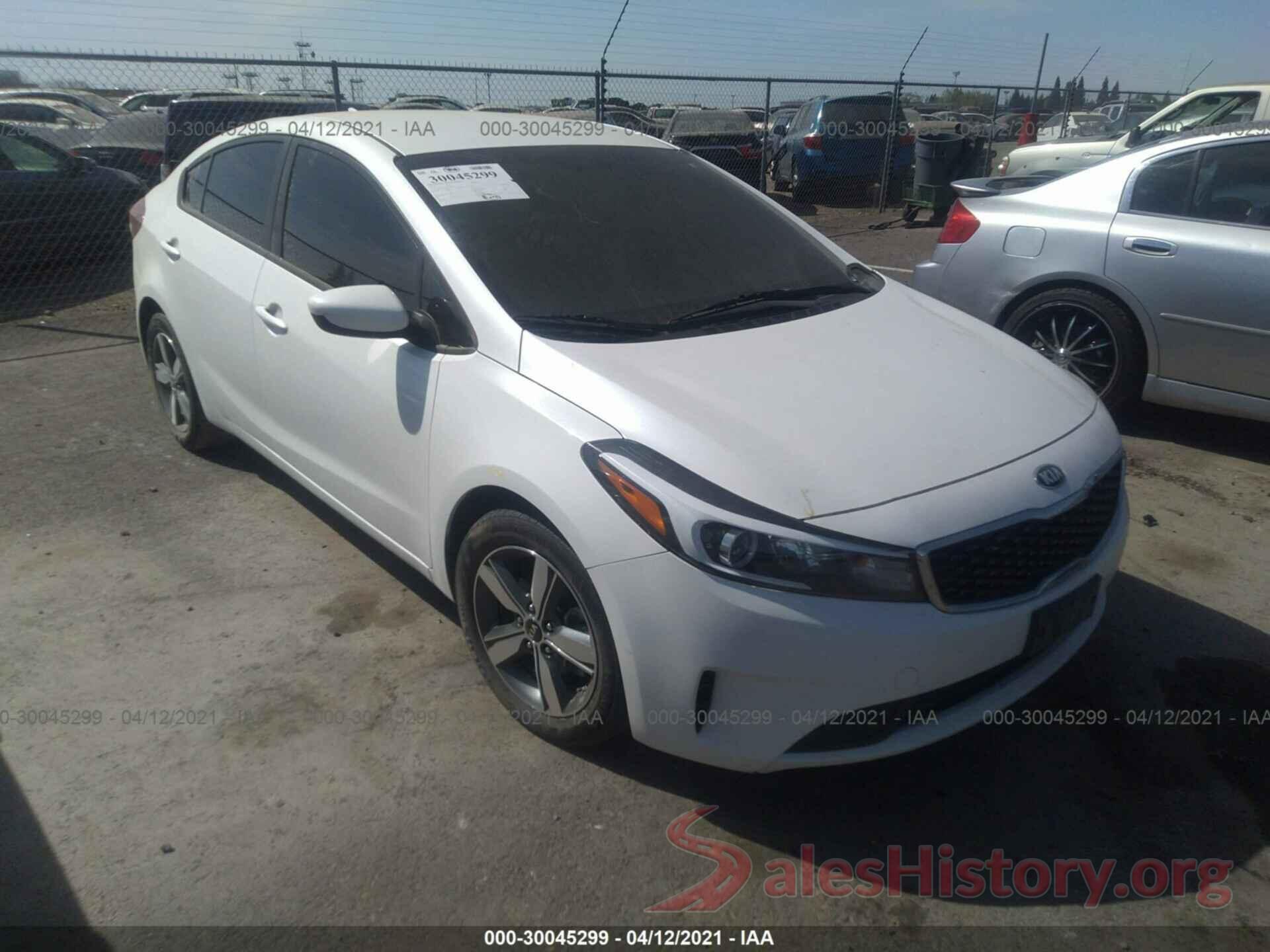 3KPFL4A70JE246947 2018 KIA FORTE