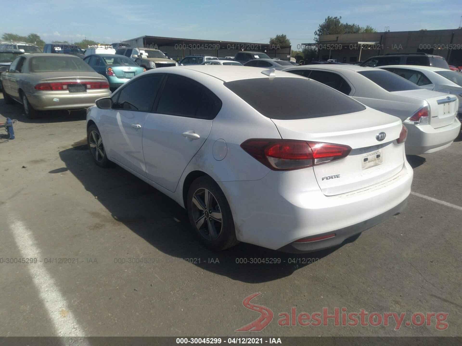 3KPFL4A70JE246947 2018 KIA FORTE