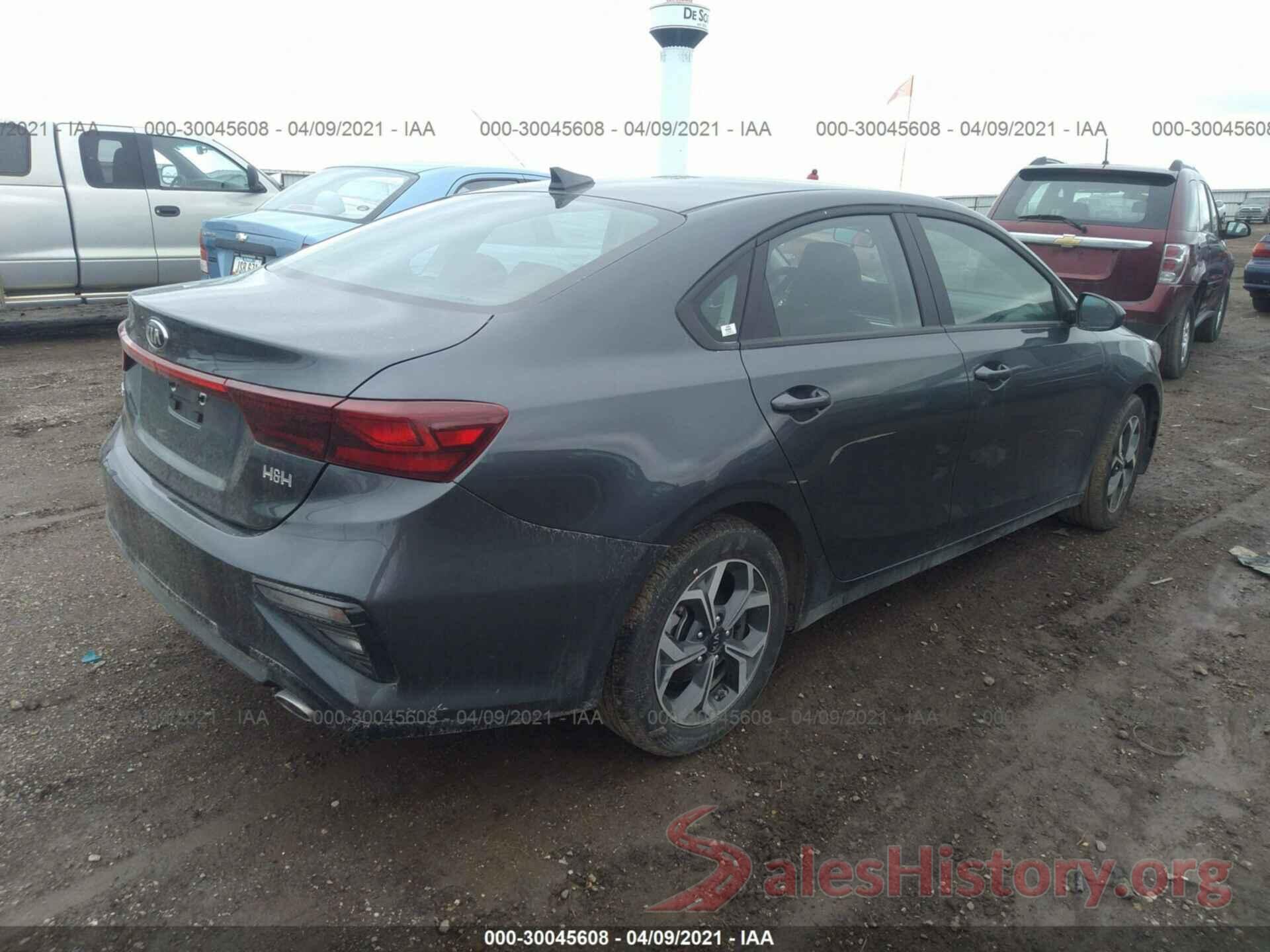 3KPF24ADXME271593 2021 KIA FORTE