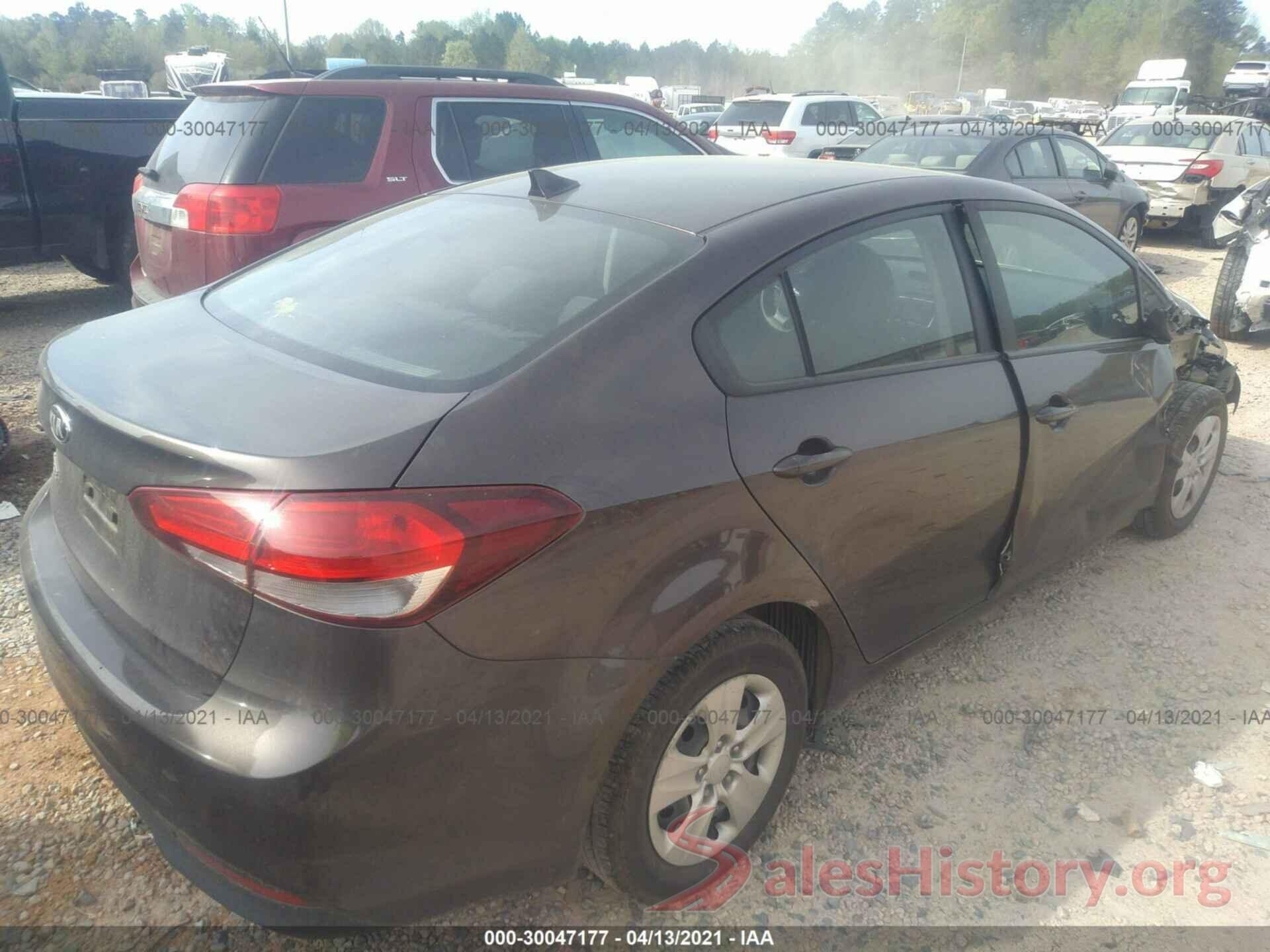 3KPFL4A75HE138155 2017 KIA FORTE