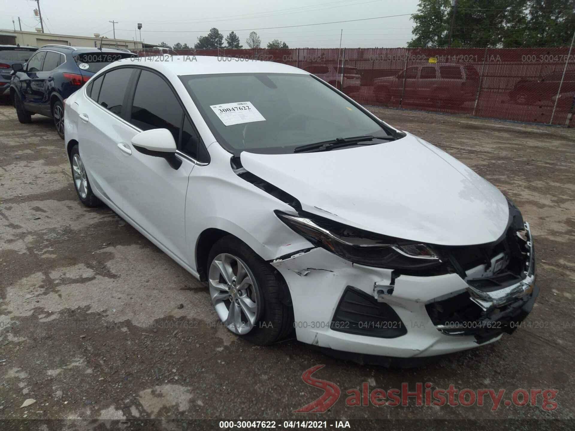 1G1BE5SM9K7116193 2019 CHEVROLET CRUZE