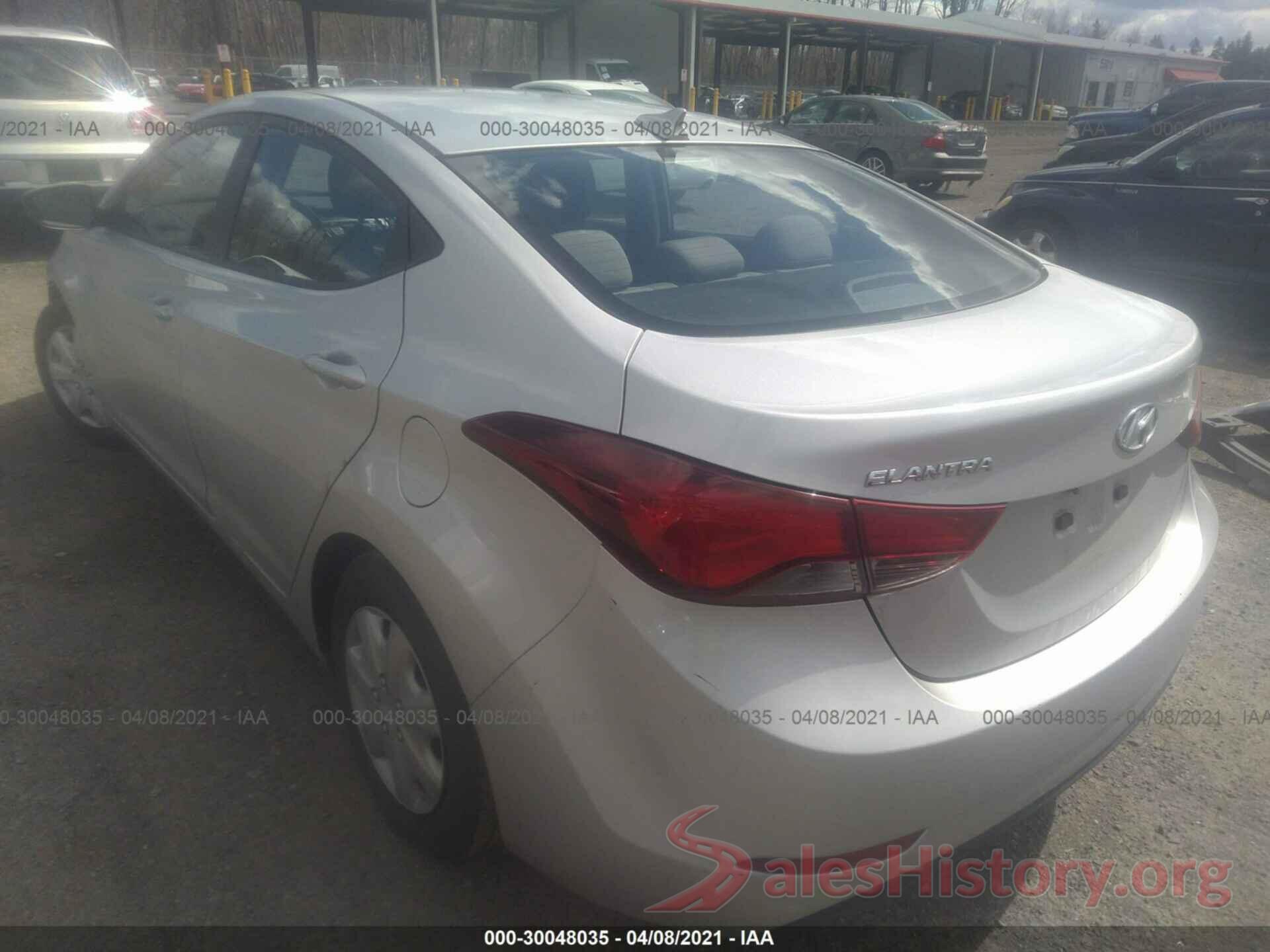 5NPDH4AE0GH686856 2016 HYUNDAI ELANTRA