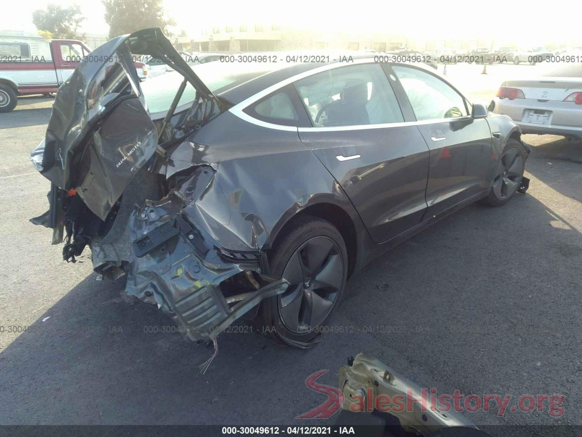 5YJ3E1EBXKF492894 2019 TESLA MODEL 3