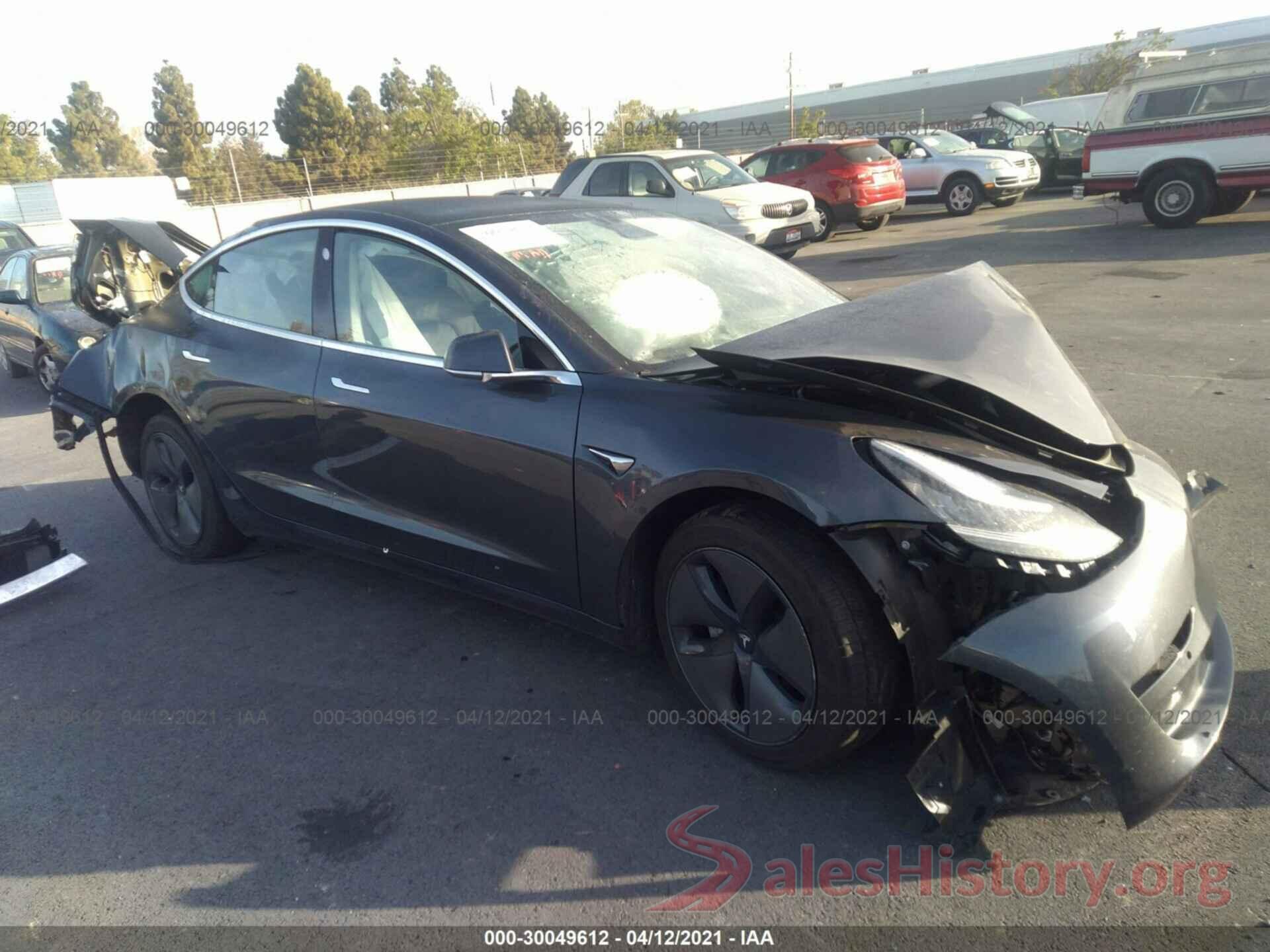 5YJ3E1EBXKF492894 2019 TESLA MODEL 3