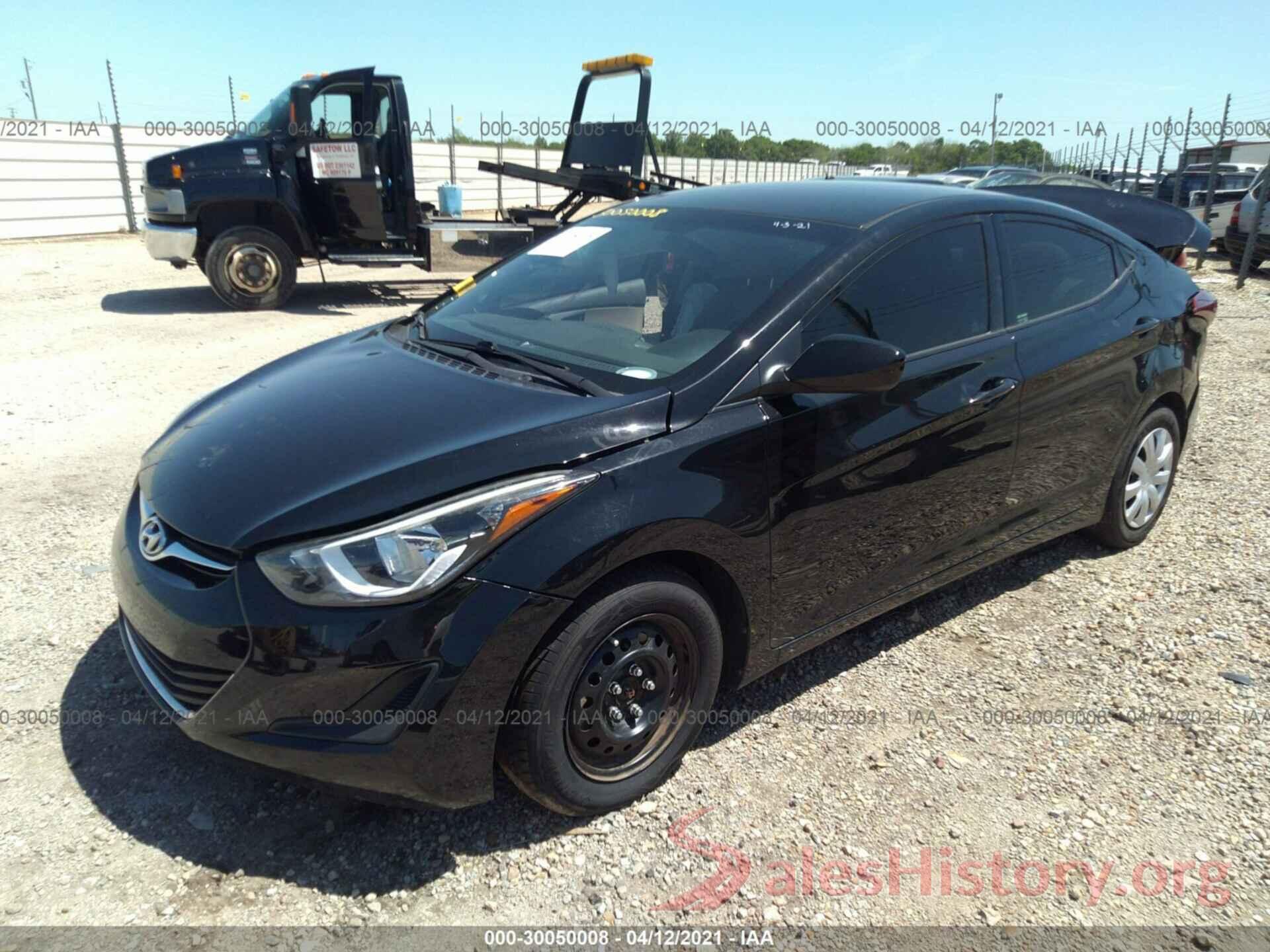 5NPDH4AE8GH772075 2016 HYUNDAI ELANTRA