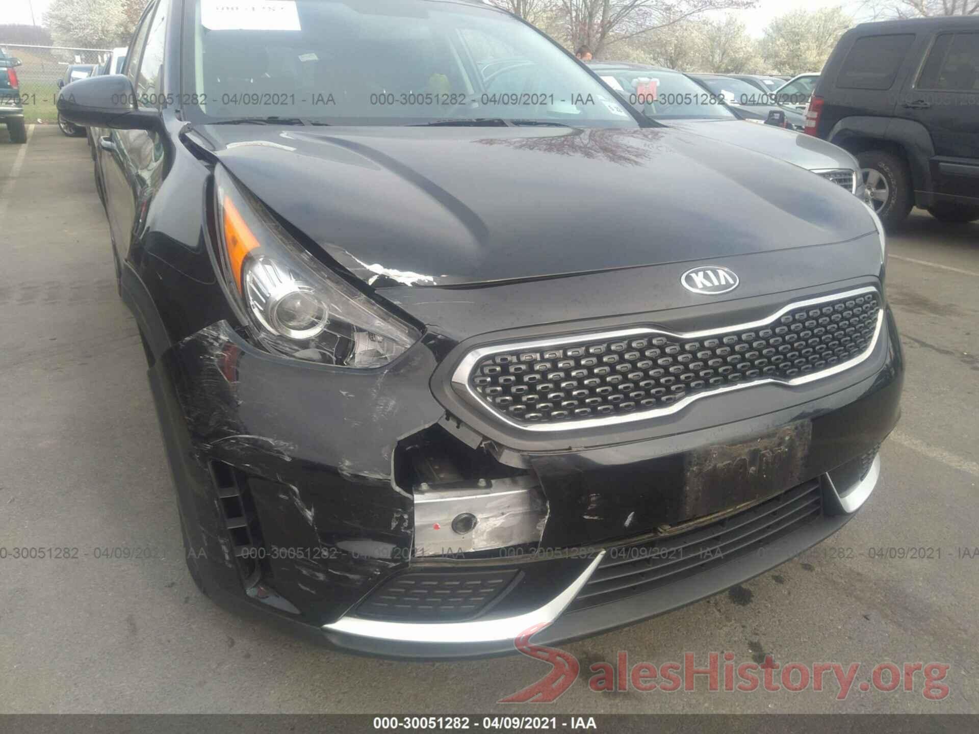 KNDCB3LCXH5053642 2017 KIA NIRO