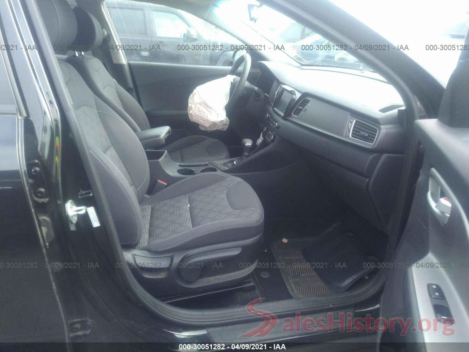 KNDCB3LCXH5053642 2017 KIA NIRO