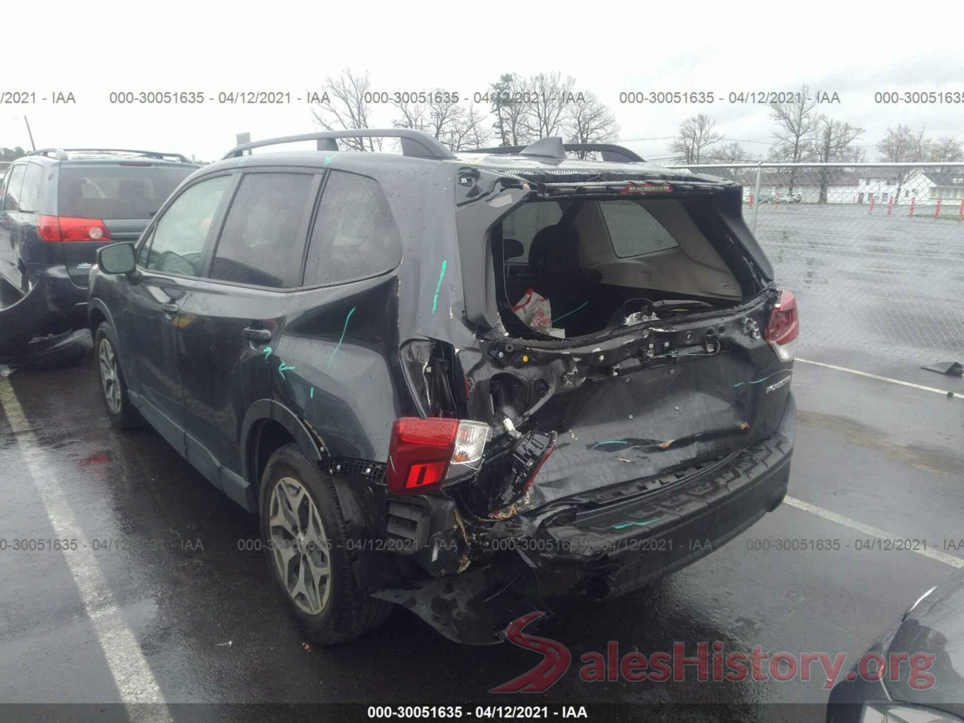 JF2SKAEC0KH475519 2019 SUBARU FORESTER