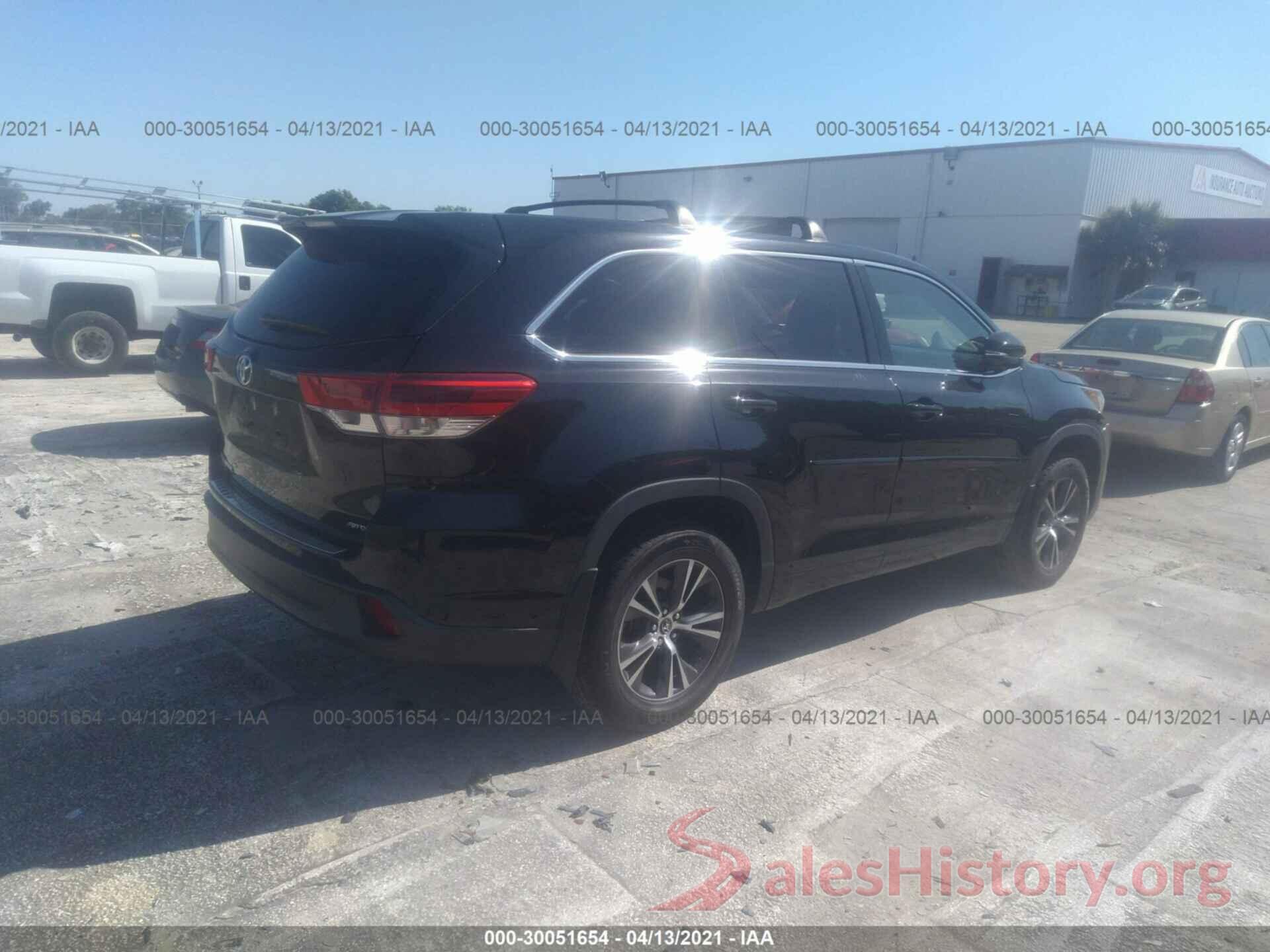 5TDBZRFH2JS890922 2018 TOYOTA HIGHLANDER