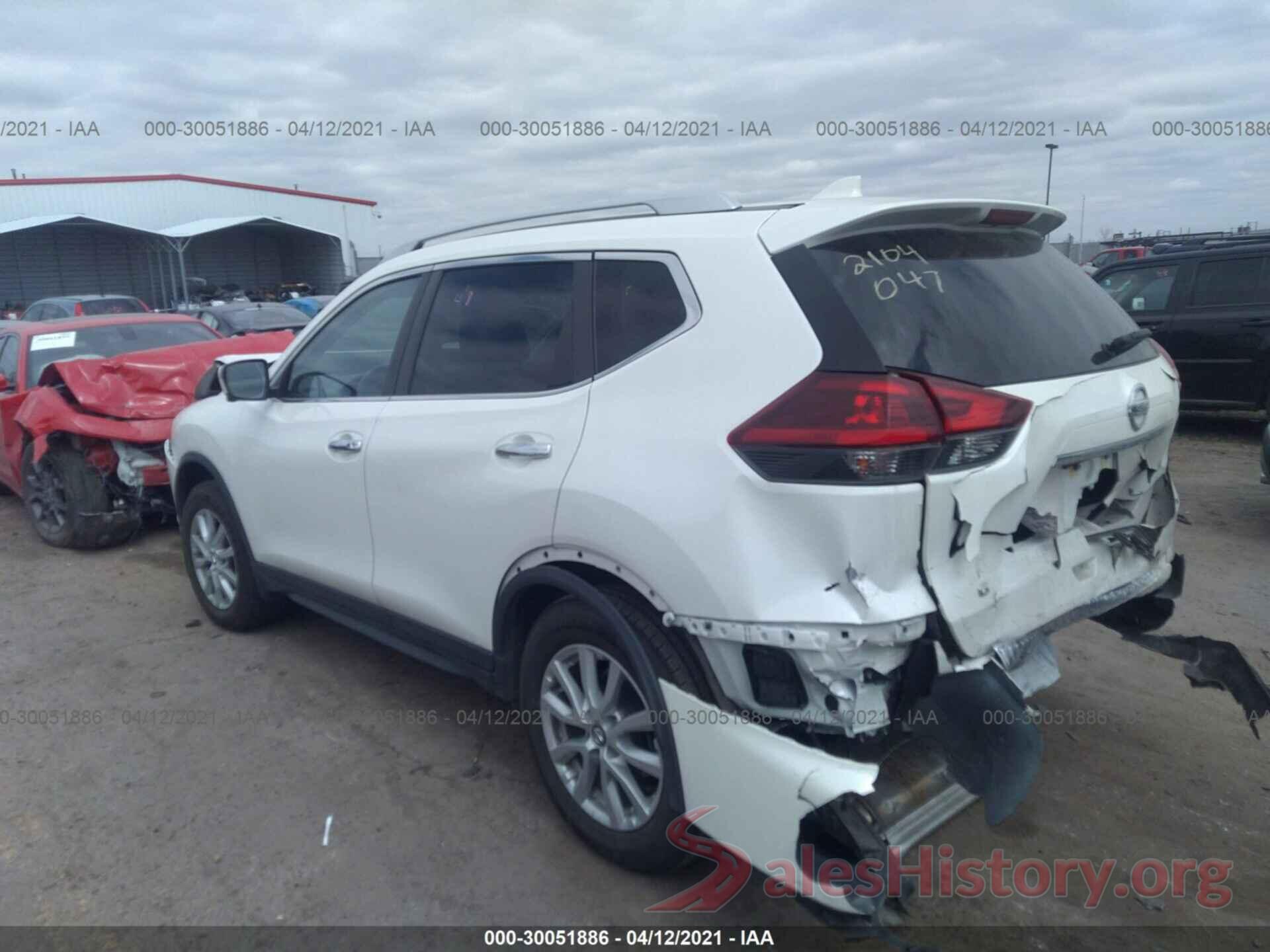 KNMAT2MV3JP507660 2018 NISSAN ROGUE