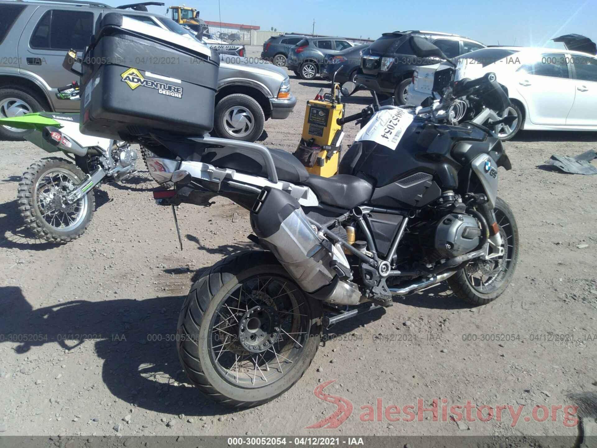 WB10A1104HZ671466 2017 BMW R1200