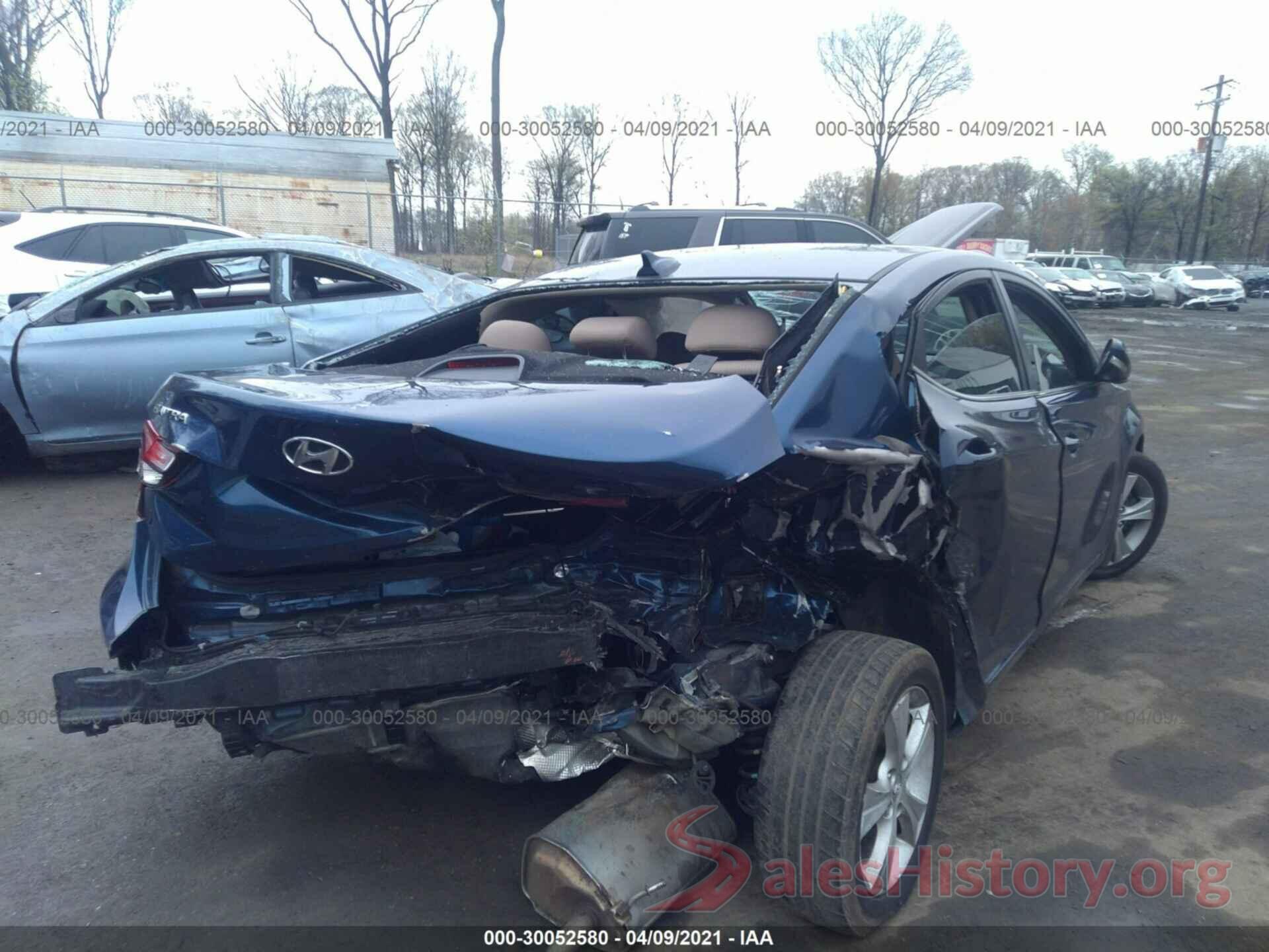 5NPDH4AE2GH677530 2016 HYUNDAI ELANTRA