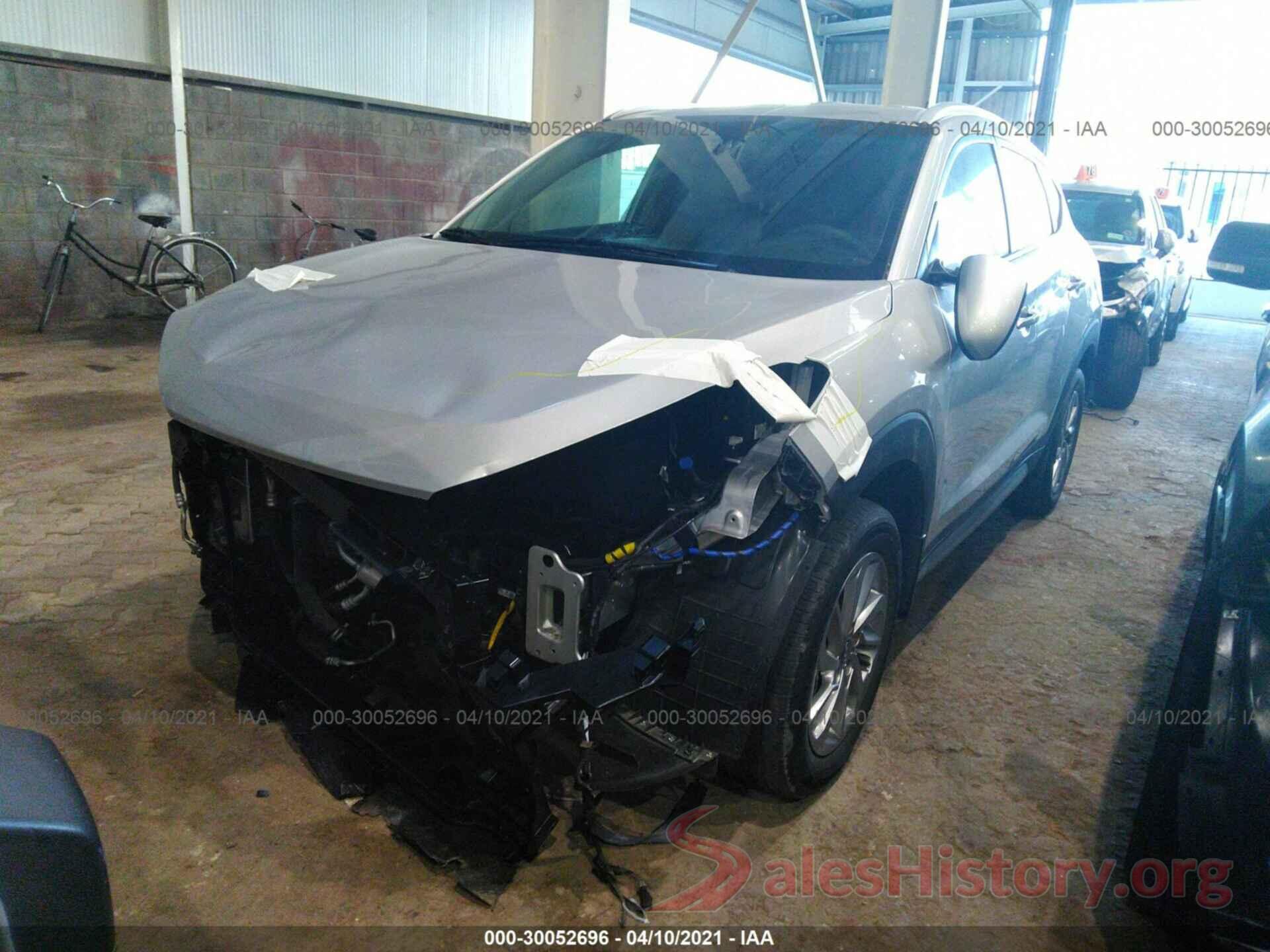 KM8J33A45HU416723 2017 HYUNDAI TUCSON