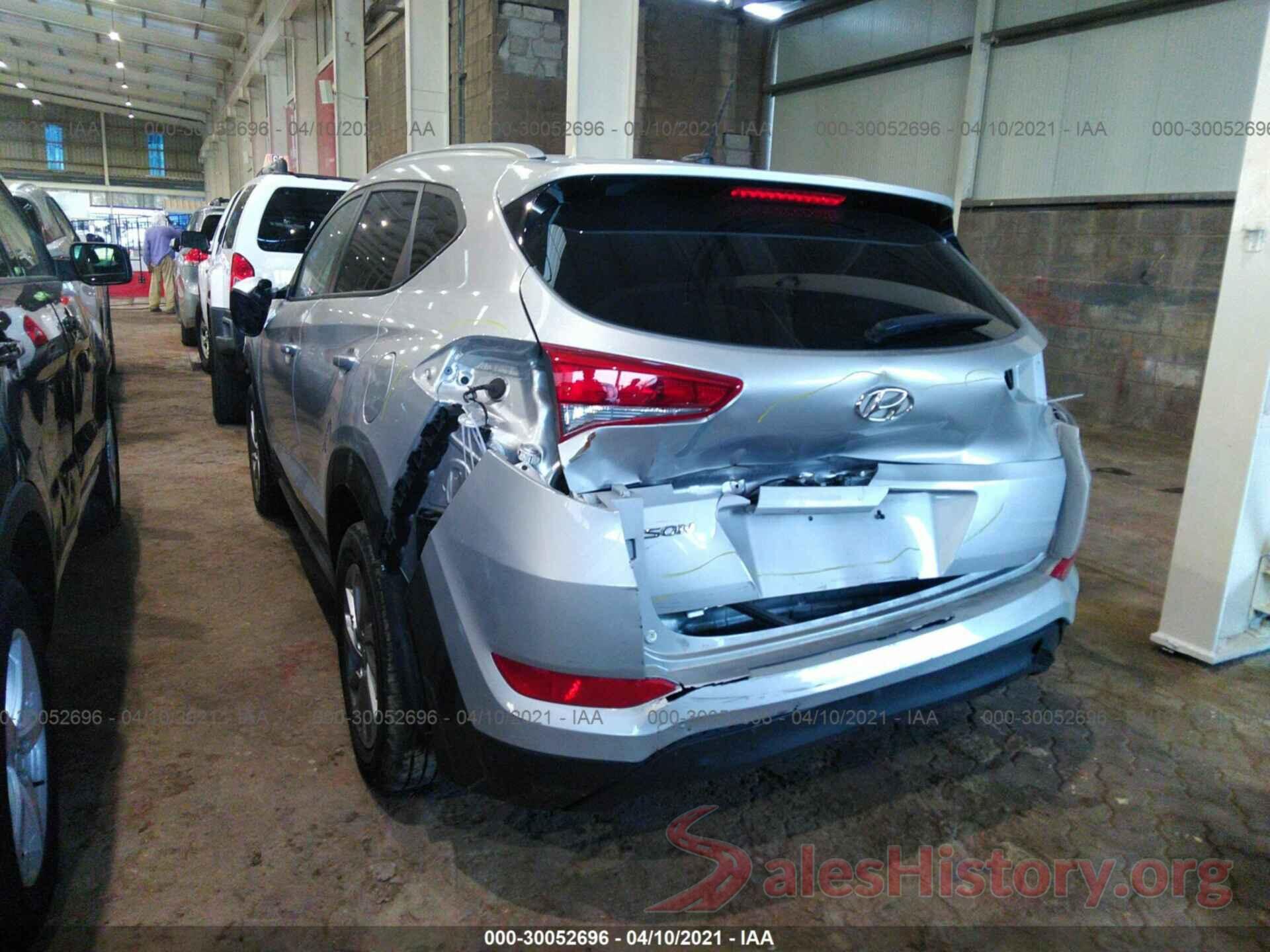 KM8J33A45HU416723 2017 HYUNDAI TUCSON