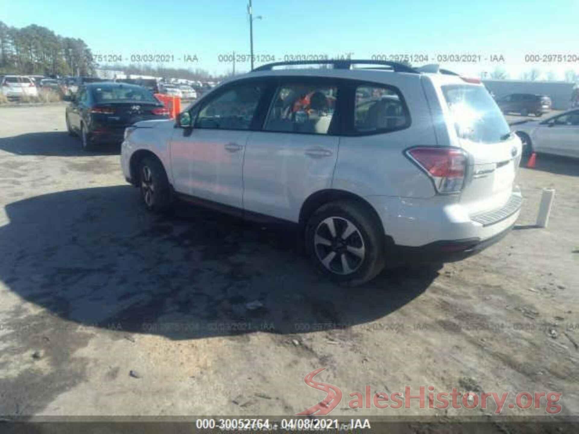 JF2SJABC7JH605723 2018 SUBARU FORESTER