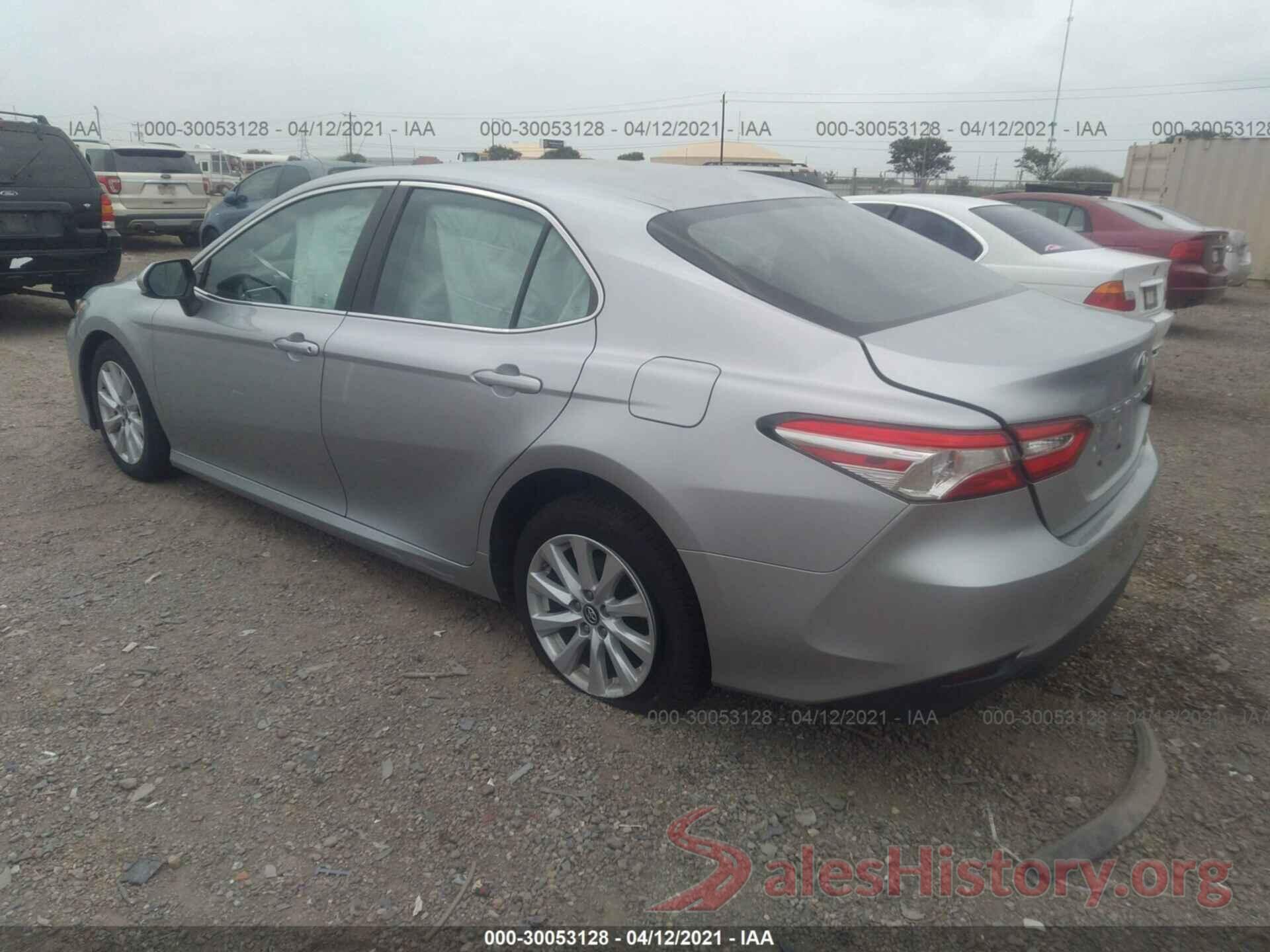 4T1B11HK4JU568419 2018 TOYOTA CAMRY