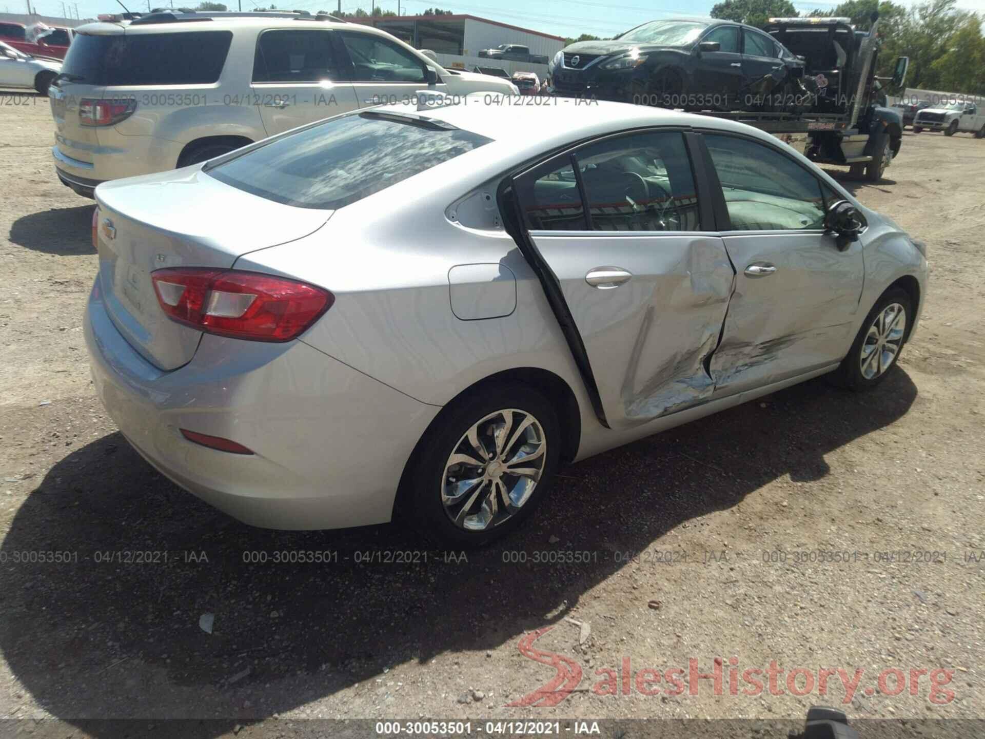 1G1BE5SM6K7145232 2019 CHEVROLET CRUZE