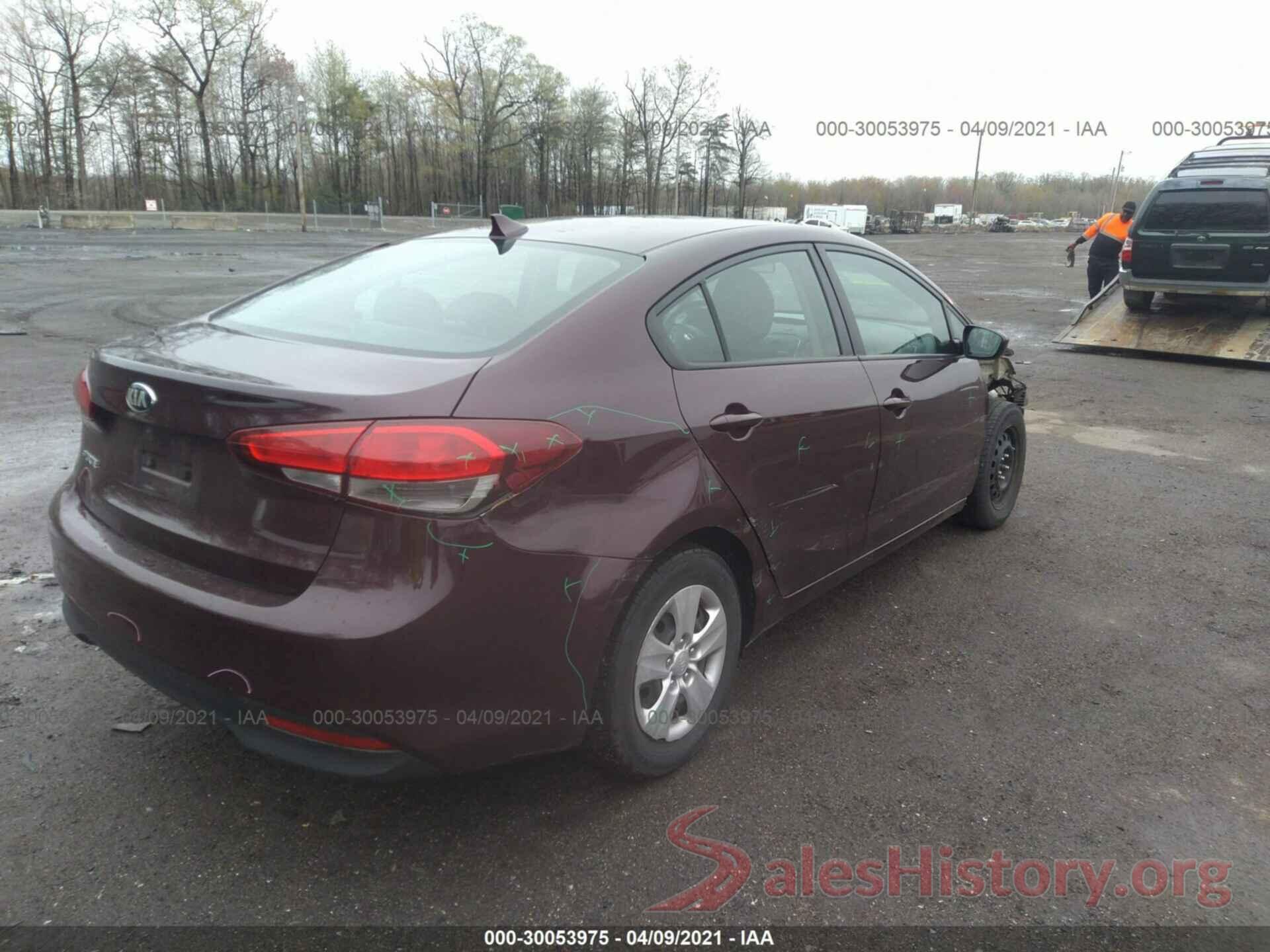 3KPFK4A70HE143850 2017 KIA FORTE