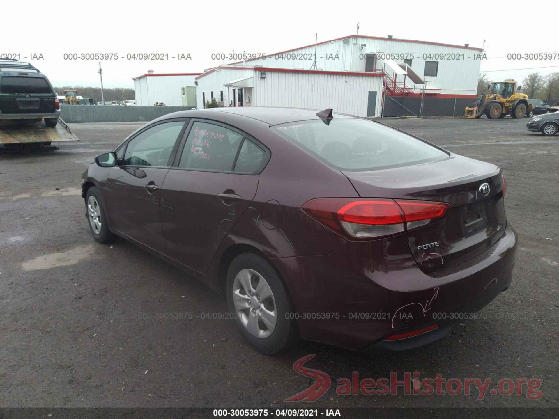 3KPFK4A70HE143850 2017 KIA FORTE