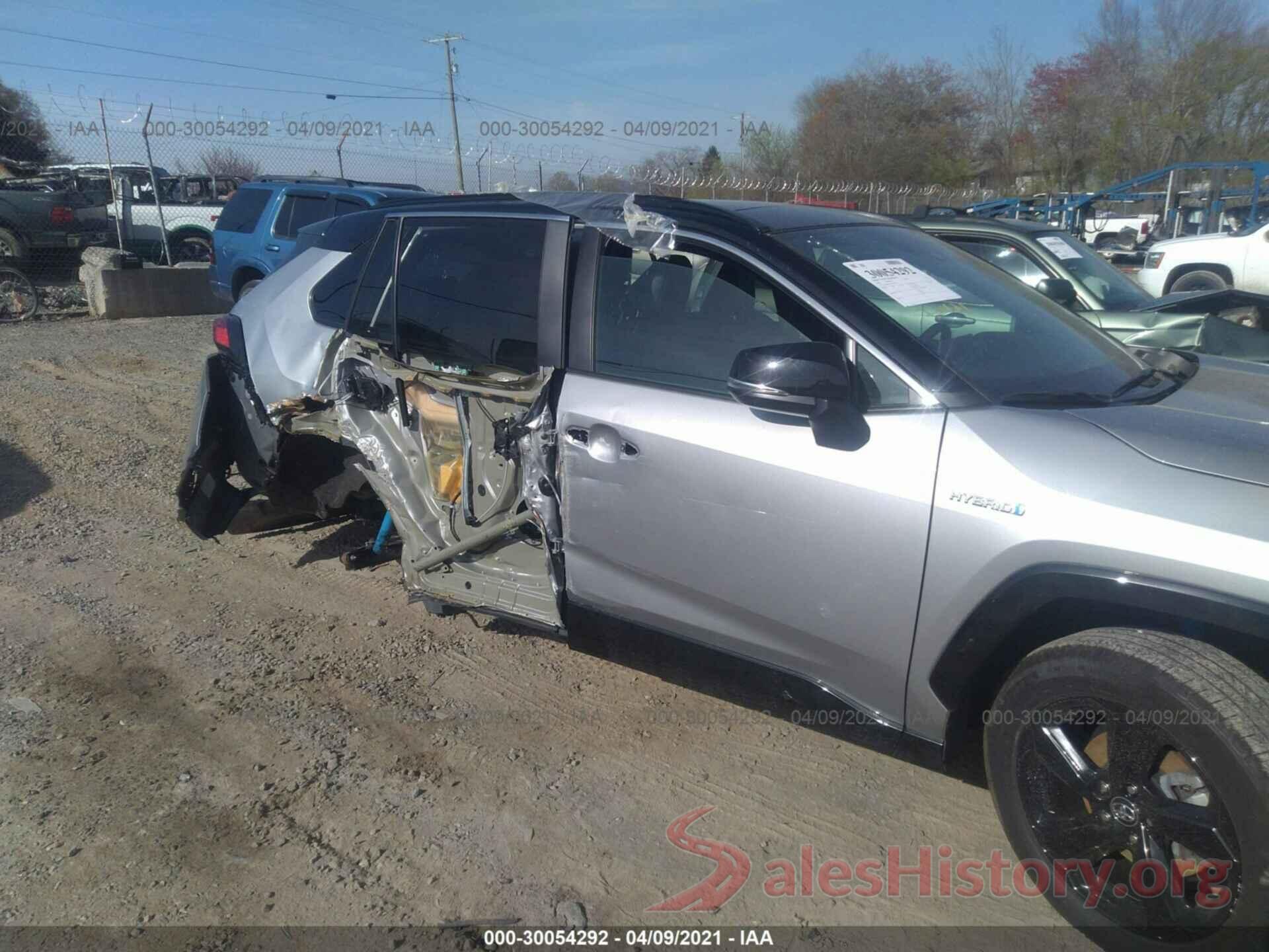 4T3EWRFV6LU004677 2020 TOYOTA RAV4