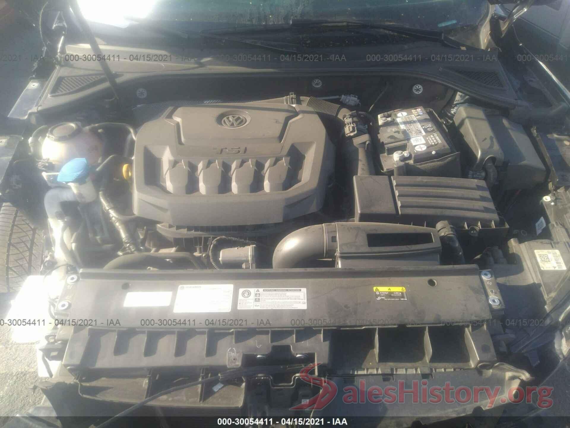 1VWAA7A30JC029613 2018 VOLKSWAGEN PASSAT