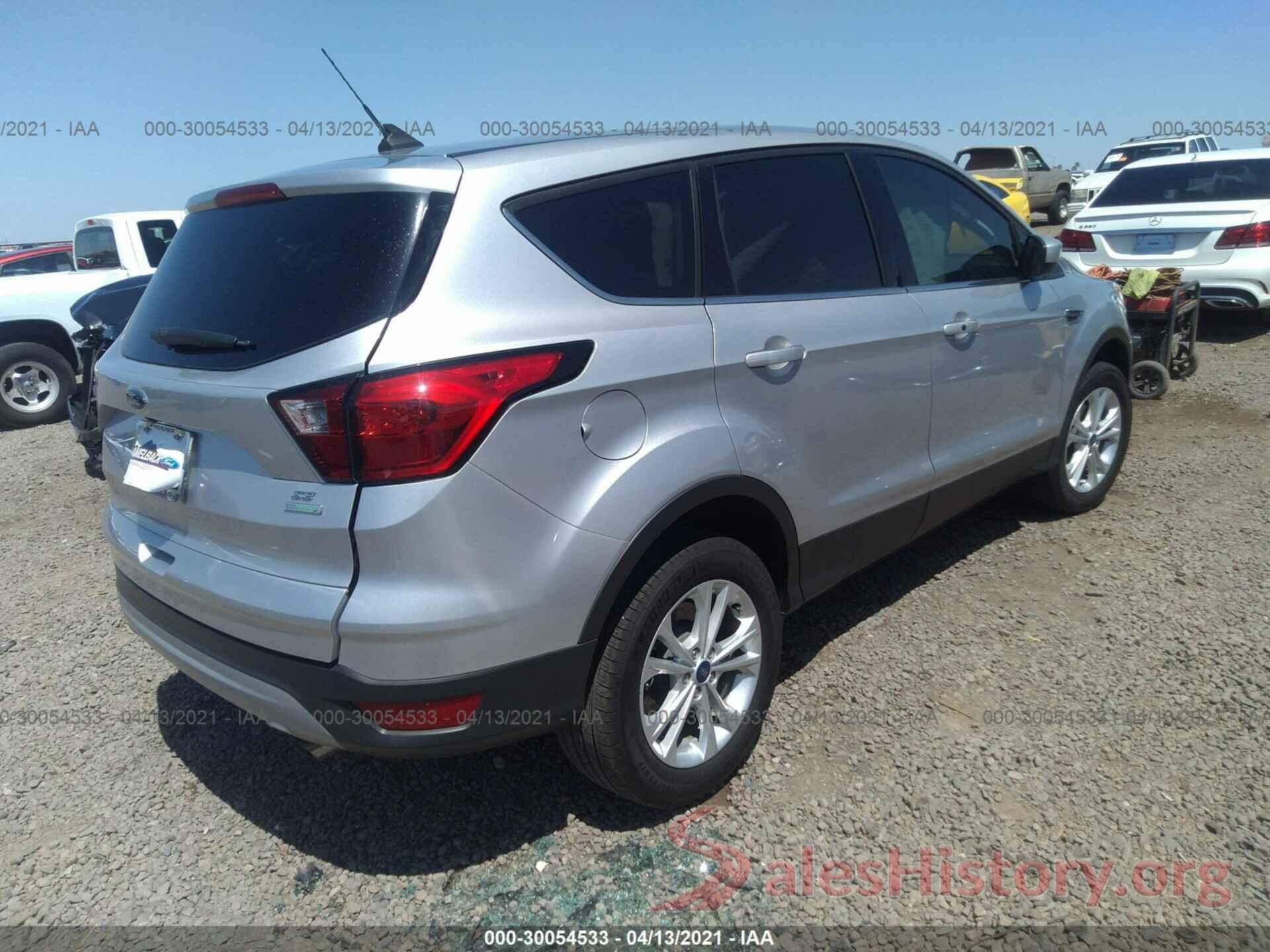 1FMCU0GD0KUB05316 2019 FORD ESCAPE