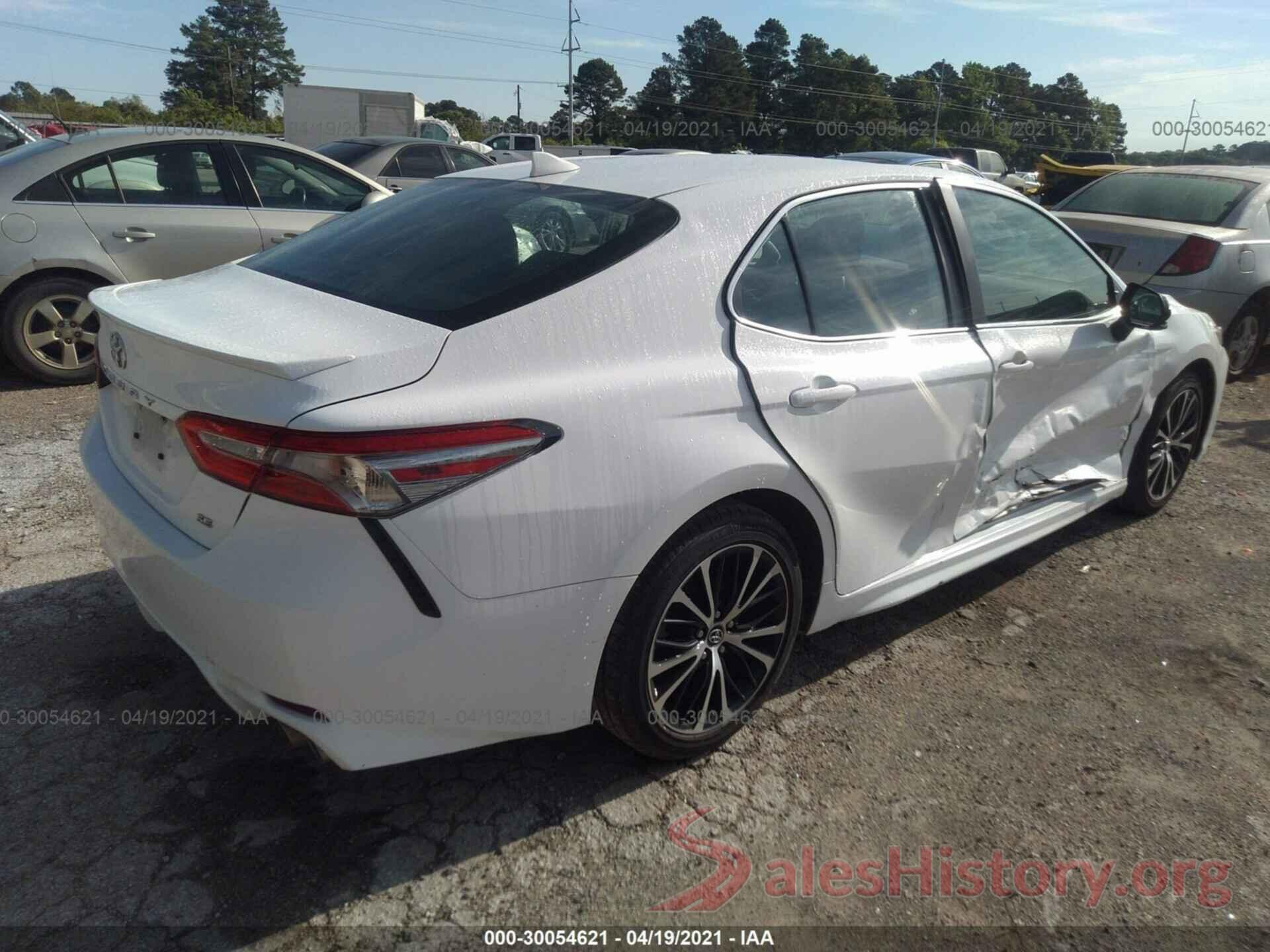 4T1B11HK8KU240471 2019 TOYOTA CAMRY