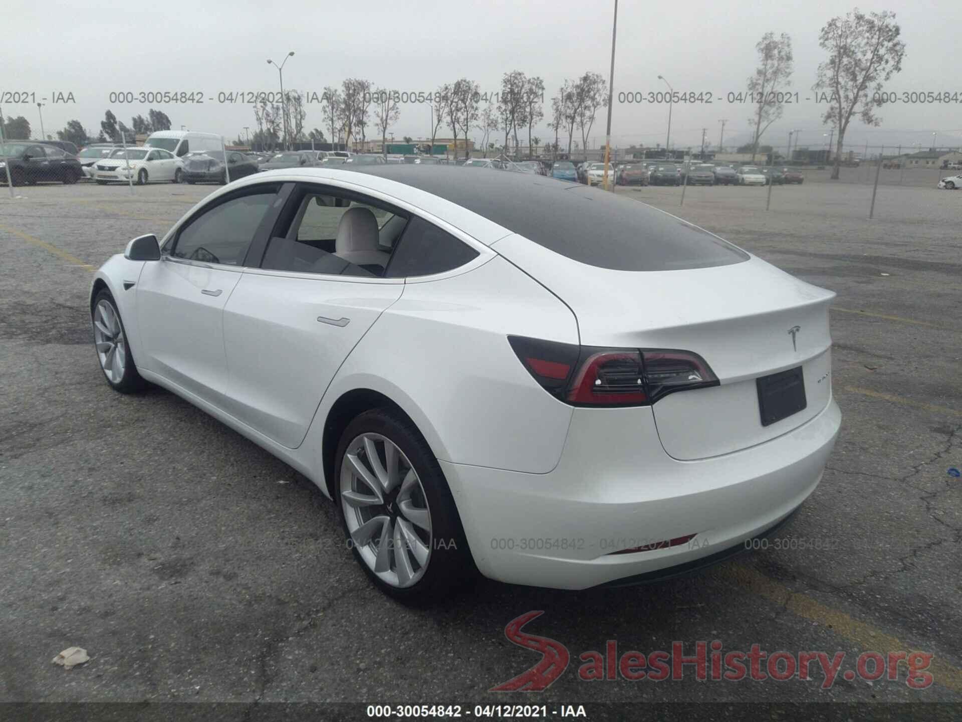 5YJ3E1EB8KF421824 2019 TESLA MODEL 3