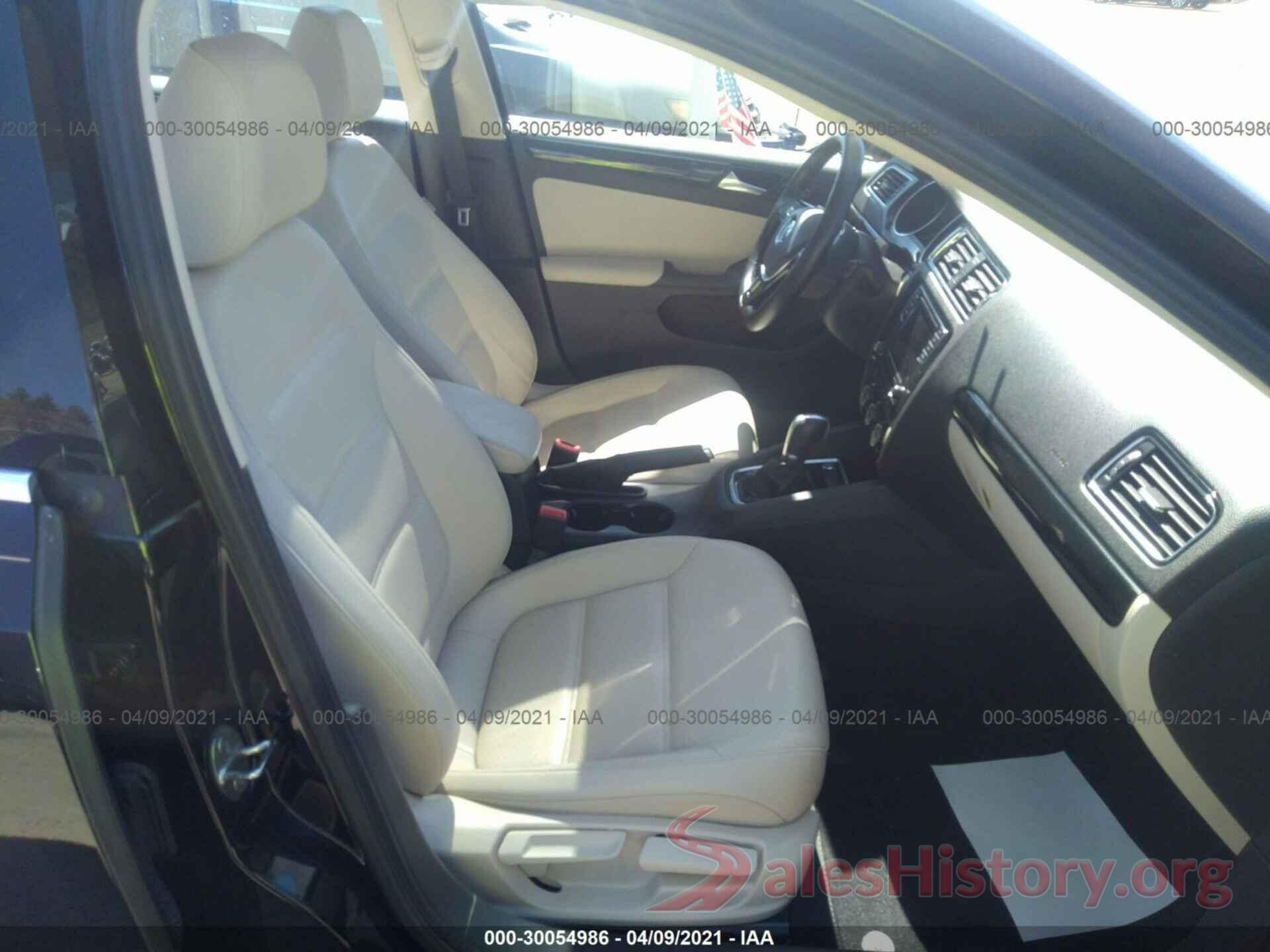 3VWL17AJXHM300693 2017 VOLKSWAGEN JETTA