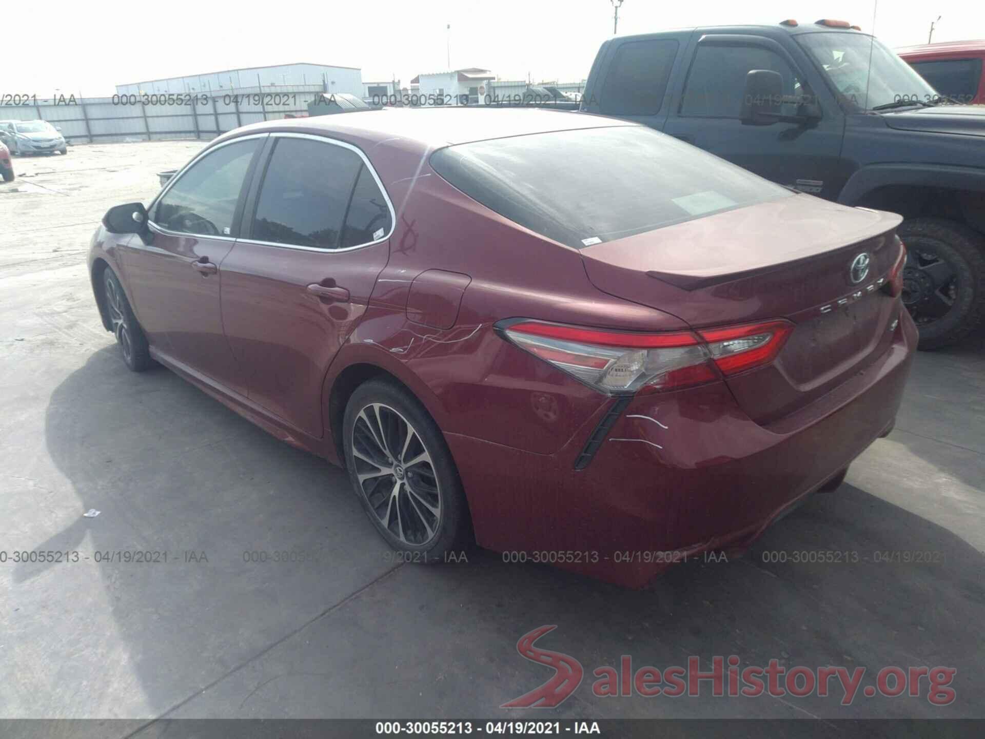 4T1B11HK7JU569161 2018 TOYOTA CAMRY