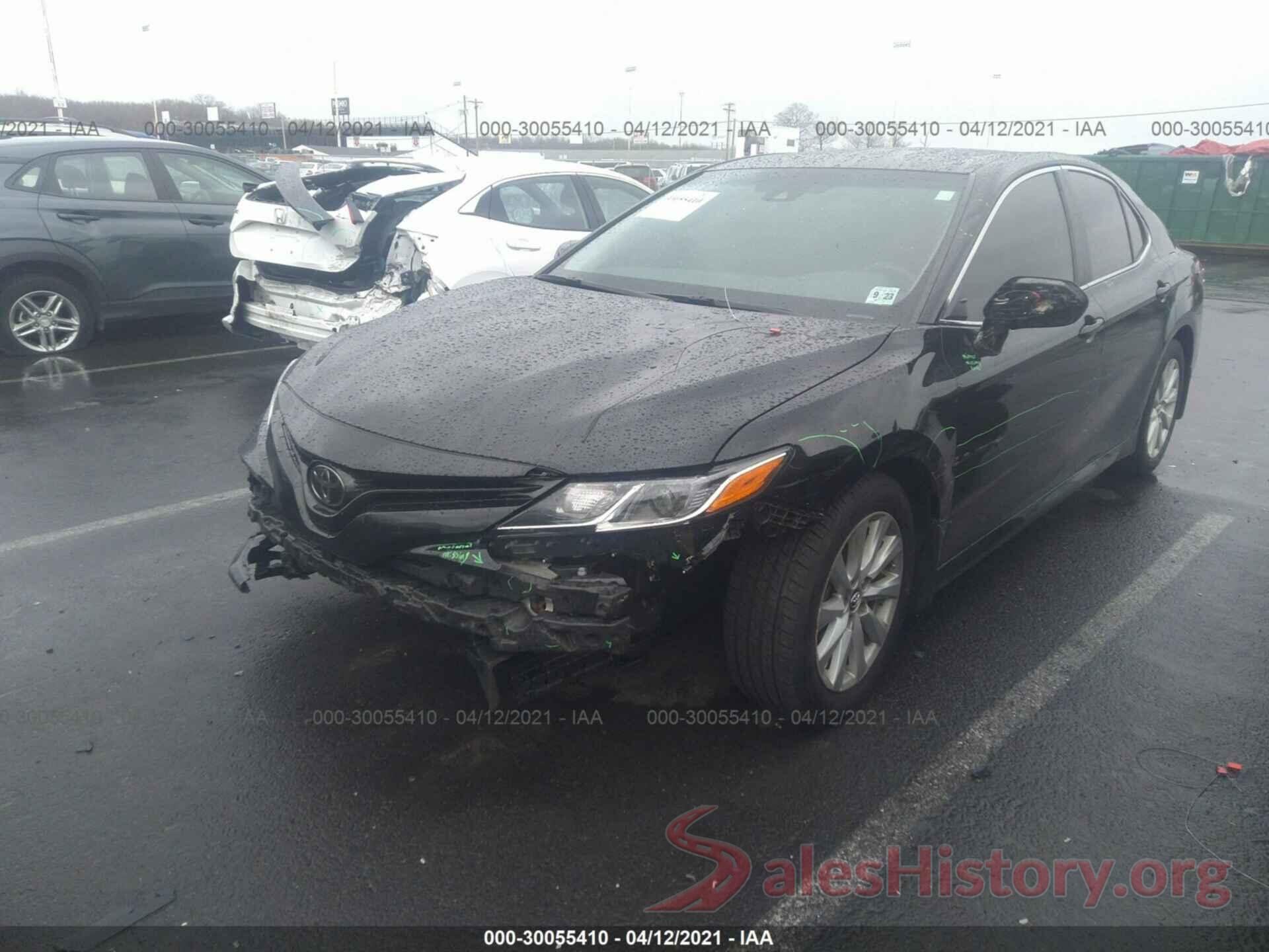 4T1B11HKXJU145943 2018 TOYOTA CAMRY