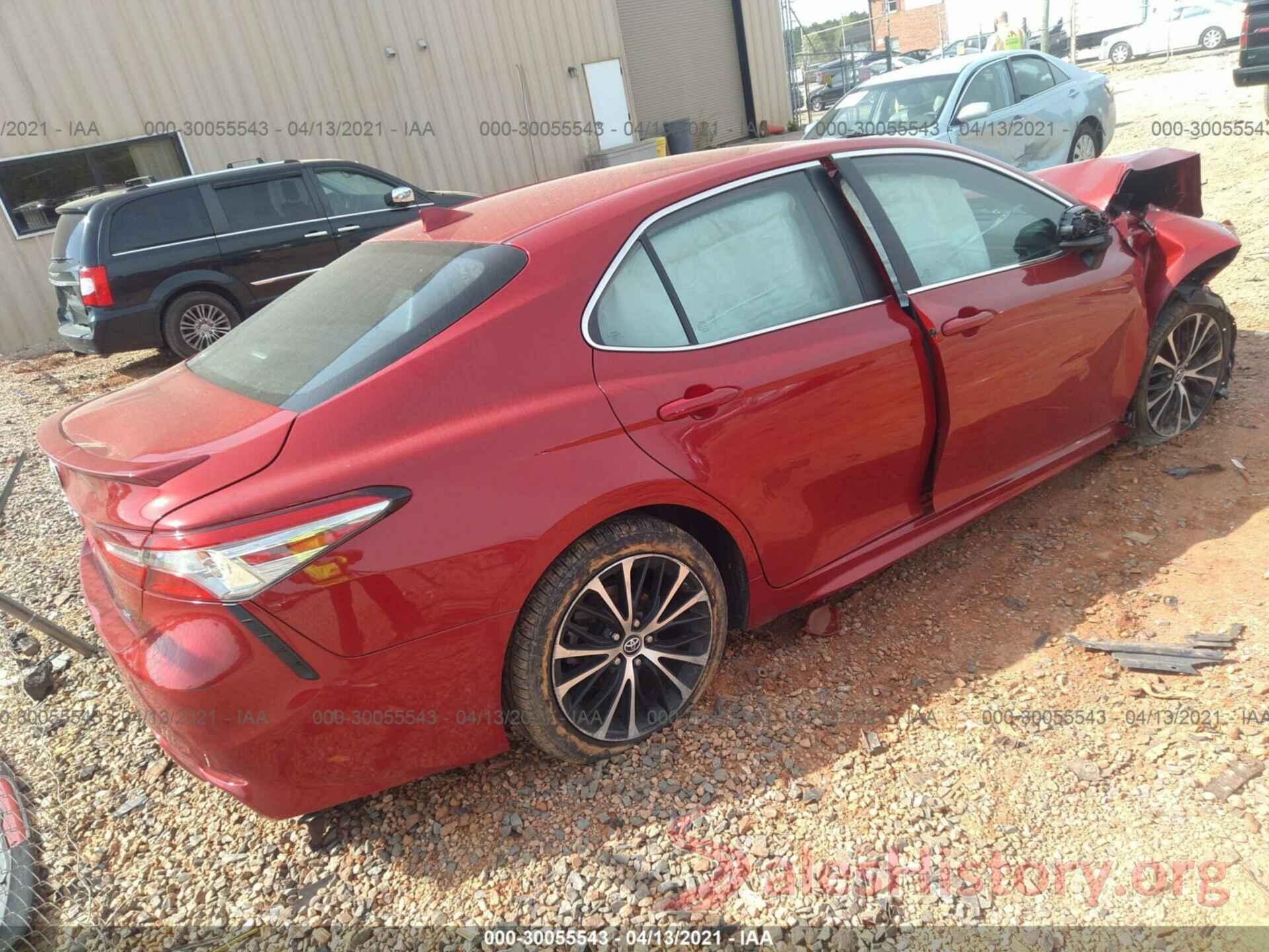 4T1B11HK5KU175952 2019 TOYOTA CAMRY