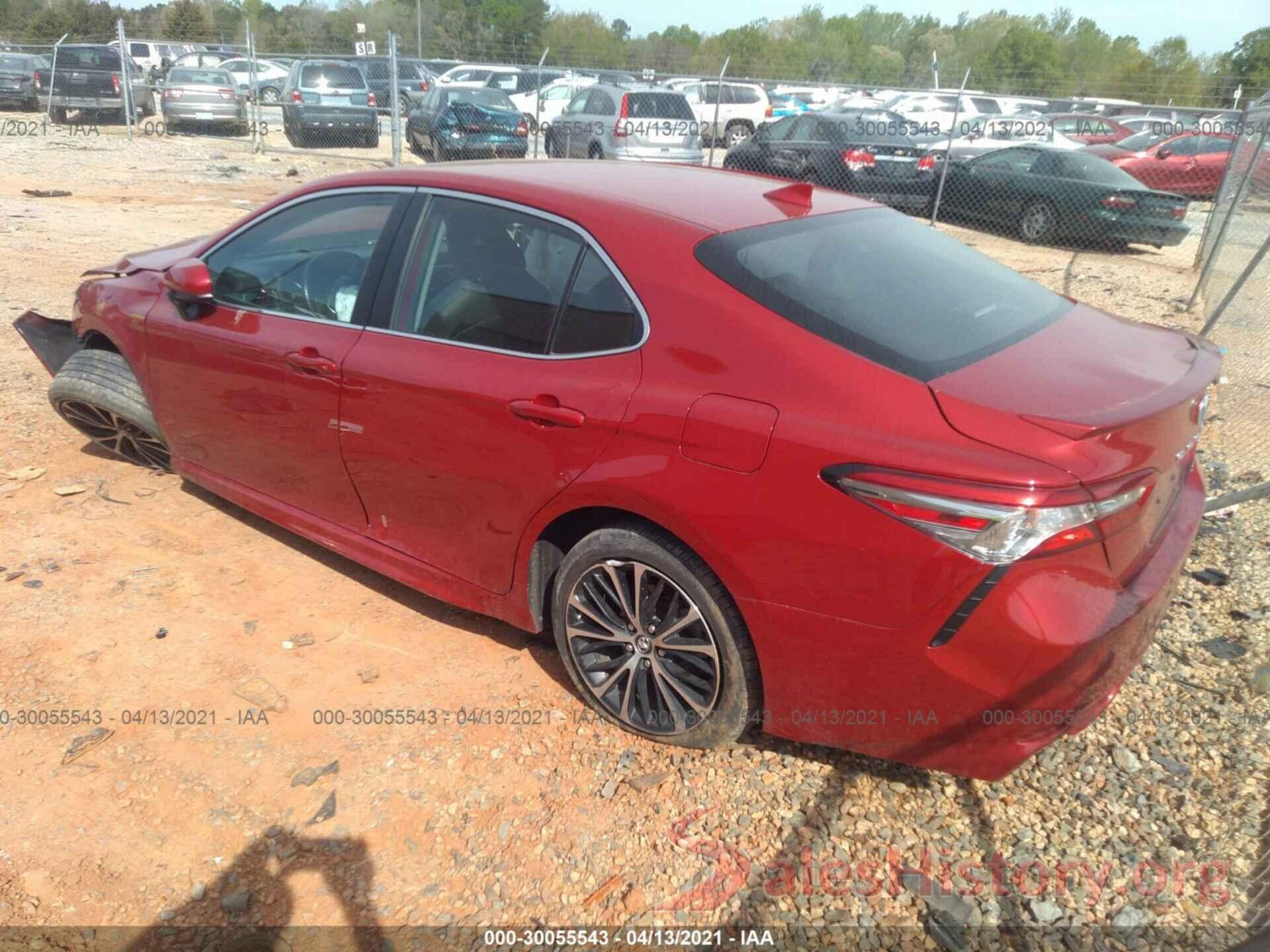 4T1B11HK5KU175952 2019 TOYOTA CAMRY