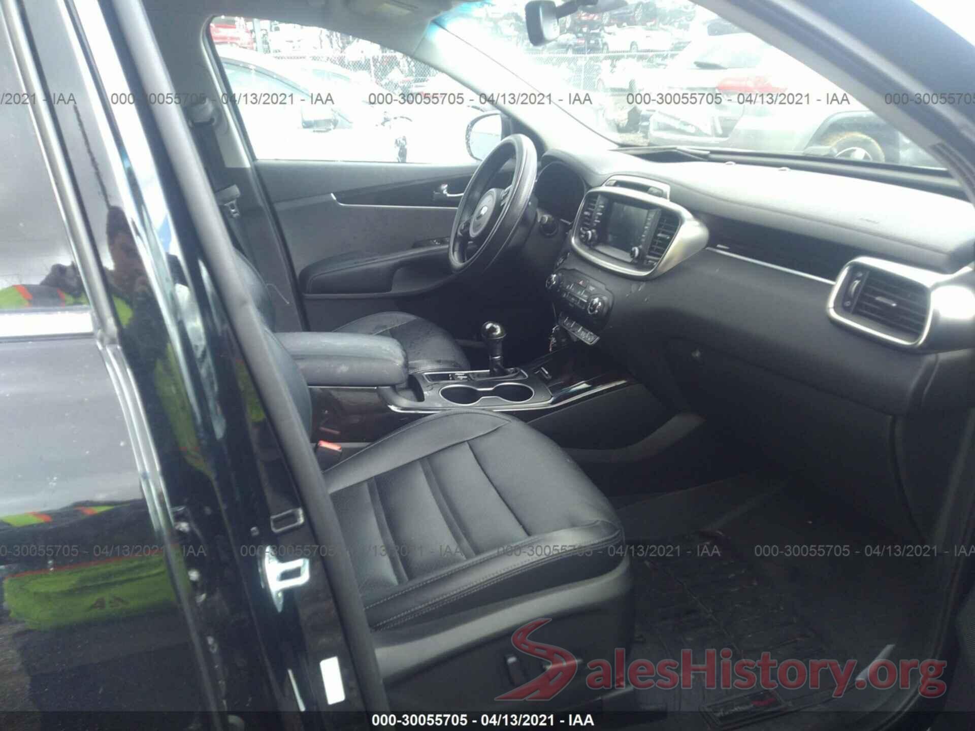 5XYPHDA59JG423521 2018 KIA SORENTO