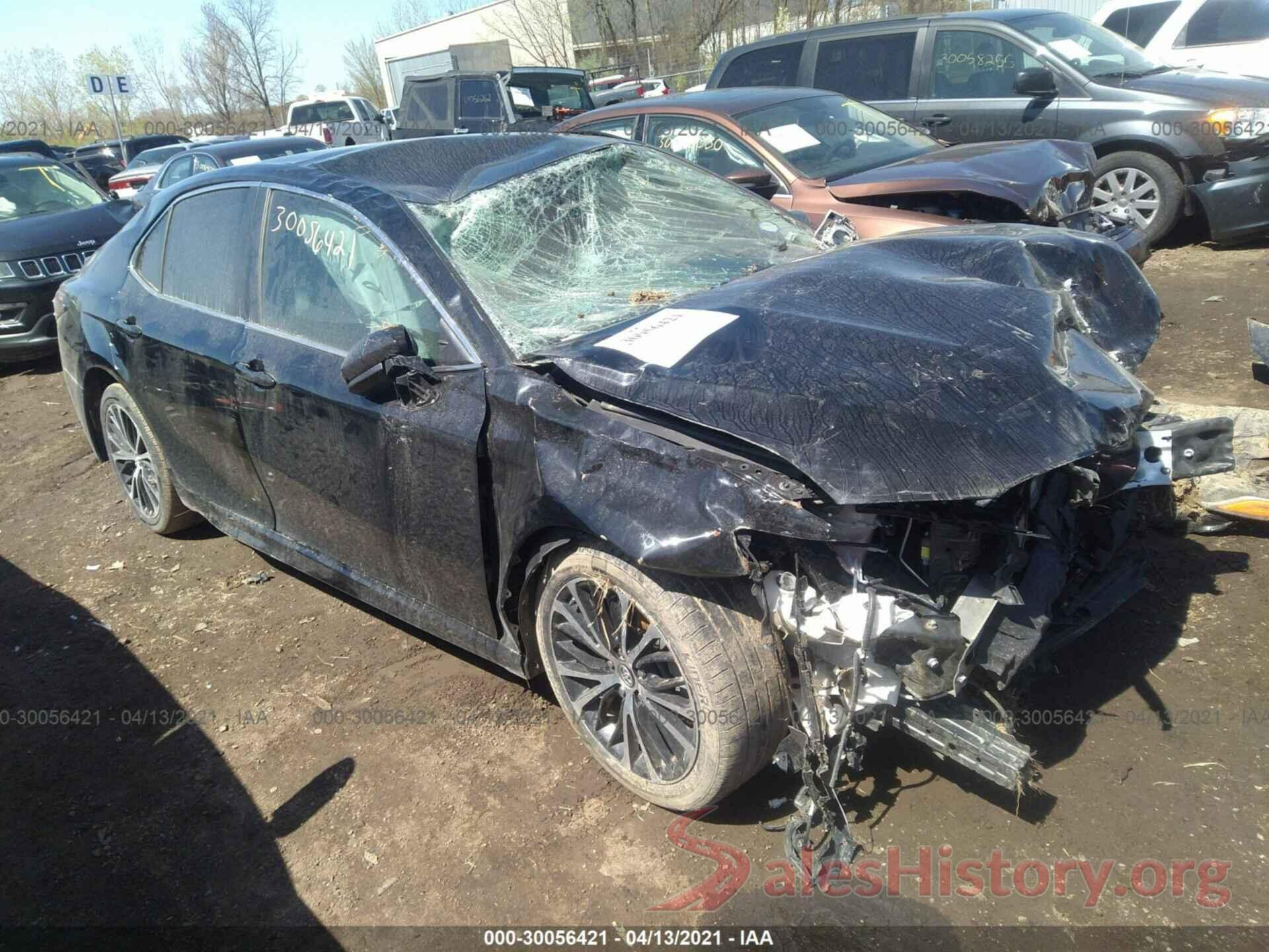 4T1B11HK3KU206843 2019 TOYOTA CAMRY