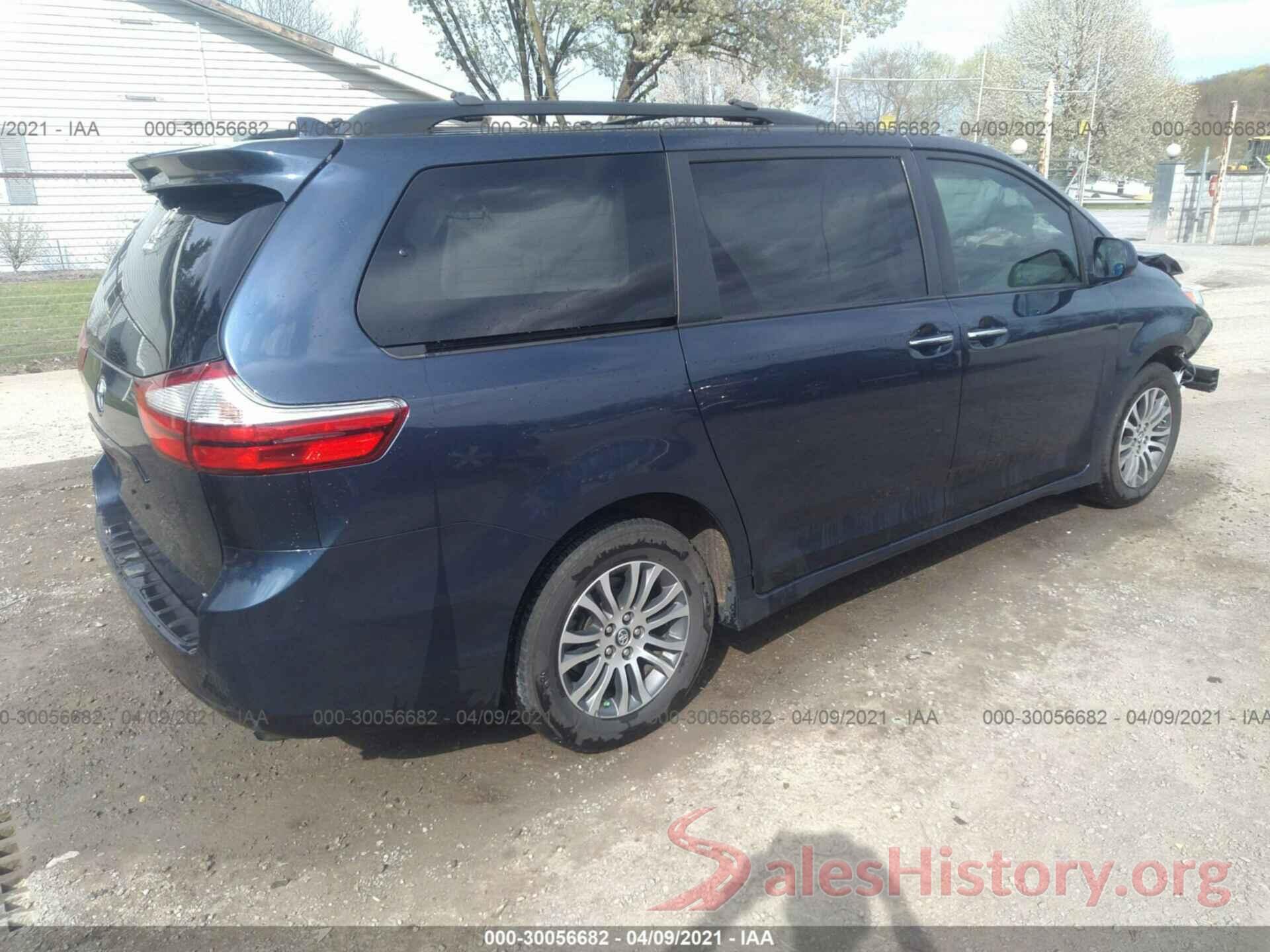 5TDYZ3DC1KS980417 2019 TOYOTA SIENNA